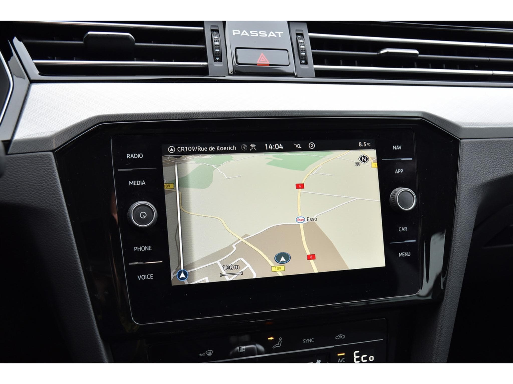 VW Passat 1.4 TSI GTE DSG ACC GPS LANE CARNET (2021) - Photo 10