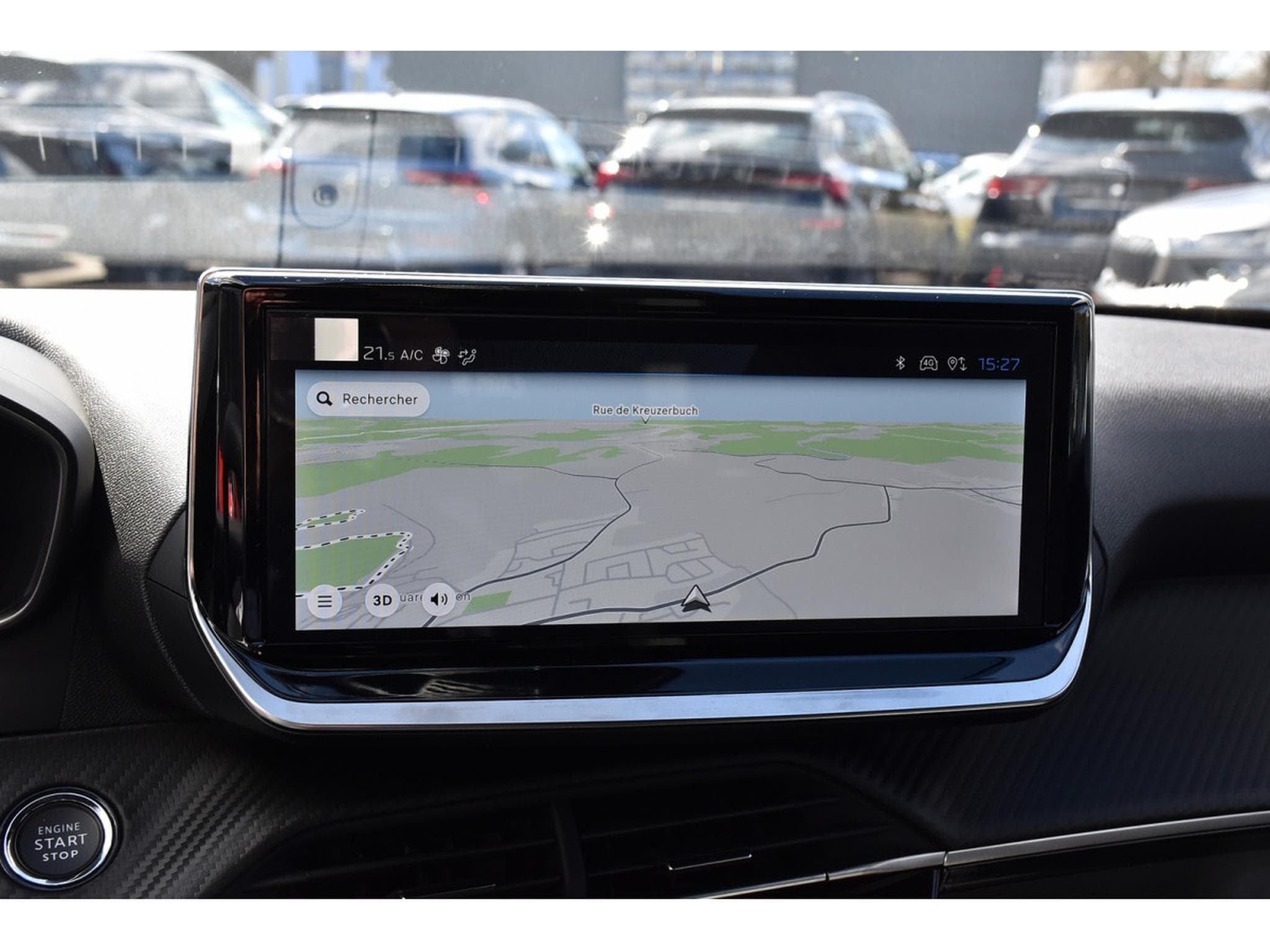 Peugeot 2008 1.2 Hybrid 145 Allure e-DCS6 ACC LANE SIDE GPS CAM360 1°MAIN (2025) - Foto 10