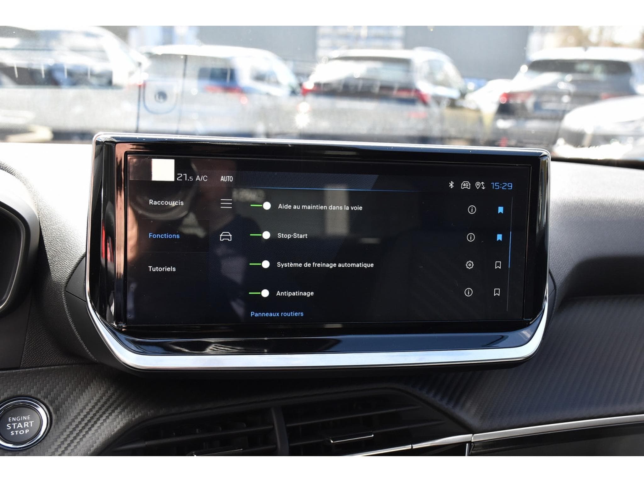 Peugeot 2008 1.2 Hybrid 145 Allure e-DCS6 ACC LANE SIDE GPS CAM360 1°MAIN (2025) - Foto 16