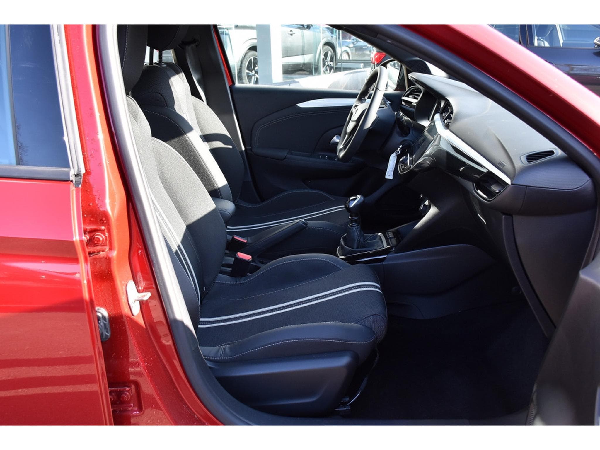 Opel Corsa 1.2 Turbo GS REGUL LANE SIDE CAM NEUVE (2025) - Foto 7