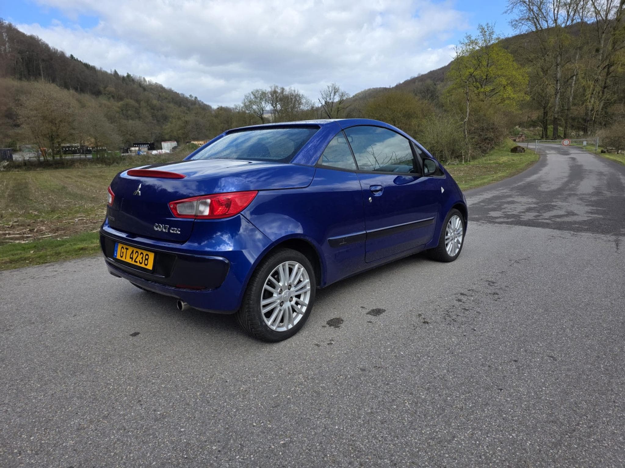 Mitsubishi Colt CZC 1.5 (2009) - Foto 8