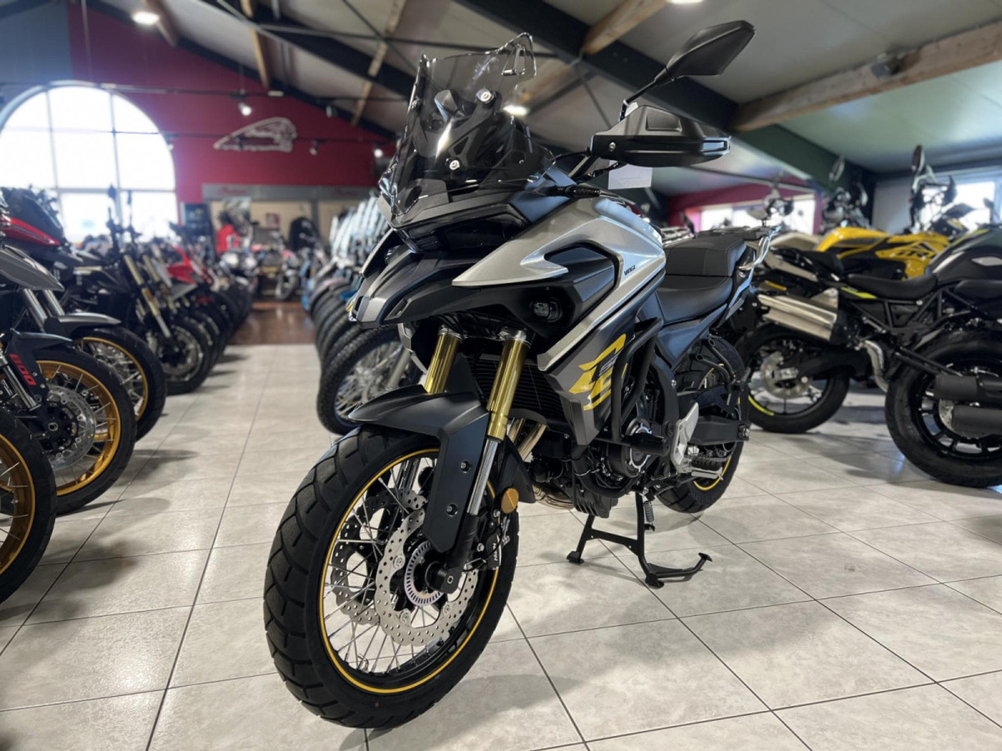 Voge 525DSX ANNIVERSARY GRIS (2026) - Foto 2