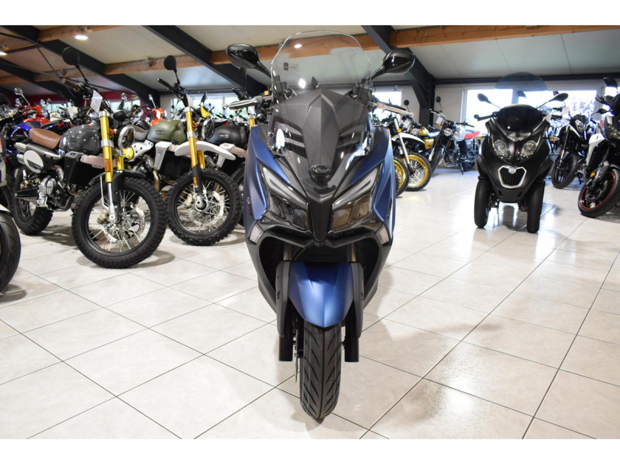 Kymco X-Town CITY 125 (2025) - Foto 2