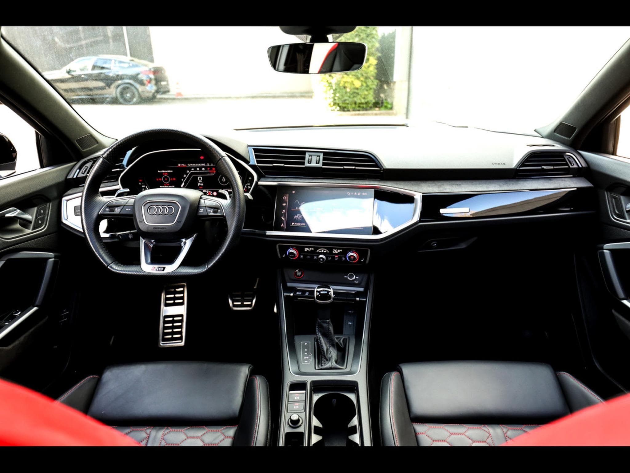 Audi RSQ3 SPORTBACK 2.5 TFSI QUATTRO S-TRONIC – MYTHOS BLACK METALLIC (2021) - Photo 13