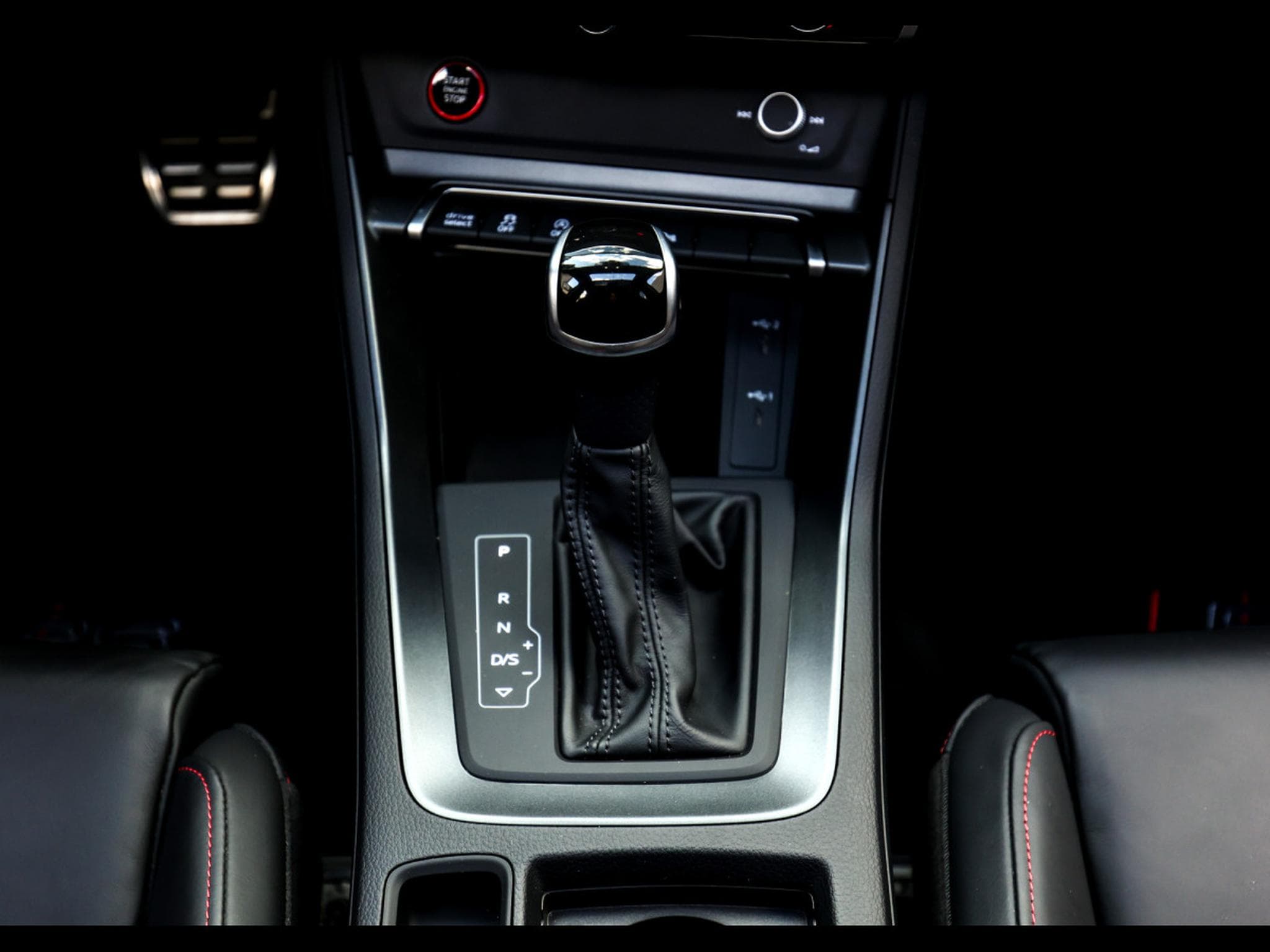 Audi RSQ3 SPORTBACK 2.5 TFSI QUATTRO S-TRONIC – MYTHOS BLACK METALLIC (2021) - Photo 15