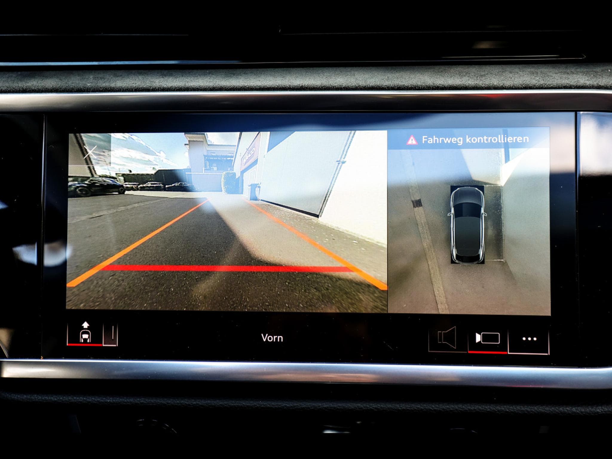 Audi RSQ3 SPORTBACK 2.5 TFSI QUATTRO S-TRONIC – MYTHOS BLACK METALLIC (2021) - Photo 17