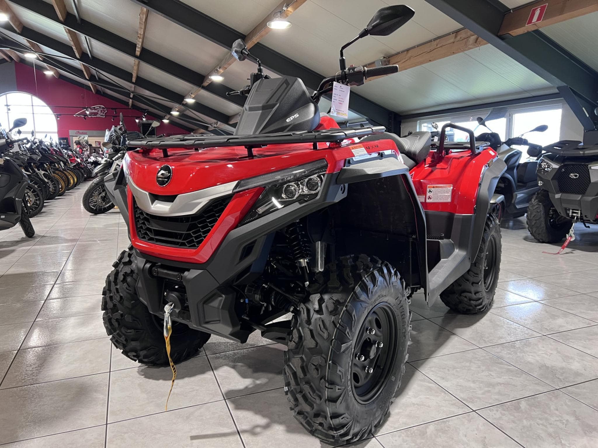 QJmotor SFA 600 Naked (2026) - Photo 2