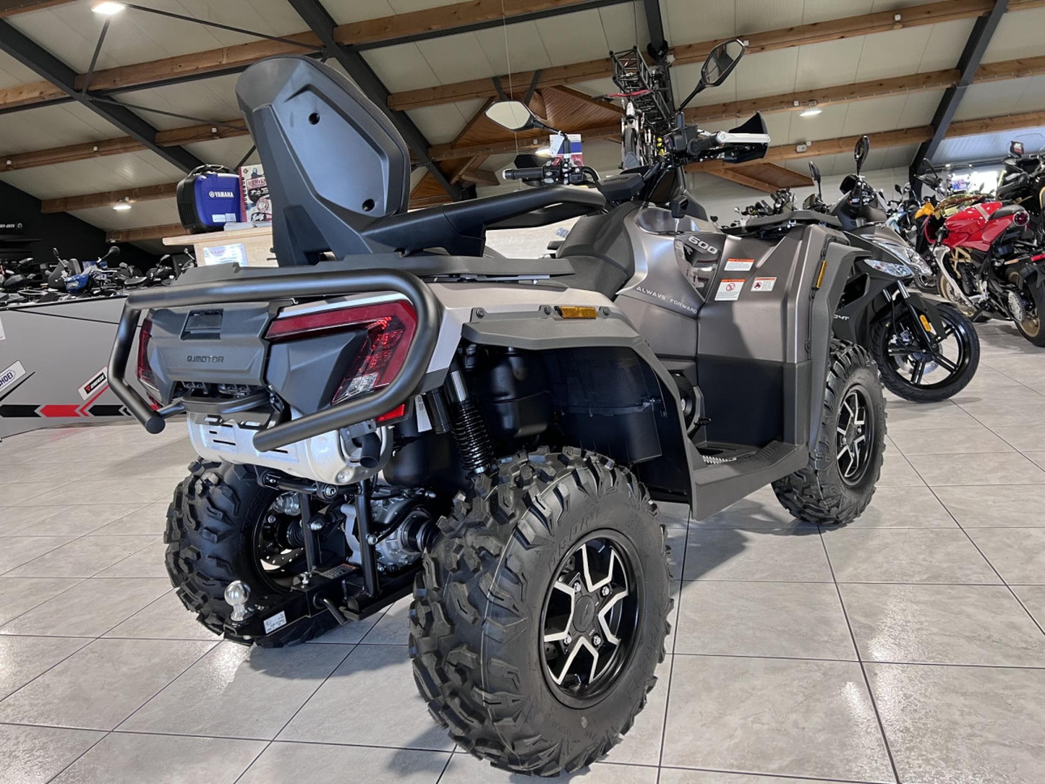 QJmotor SFA 600 Pro (2026) - Photo 3