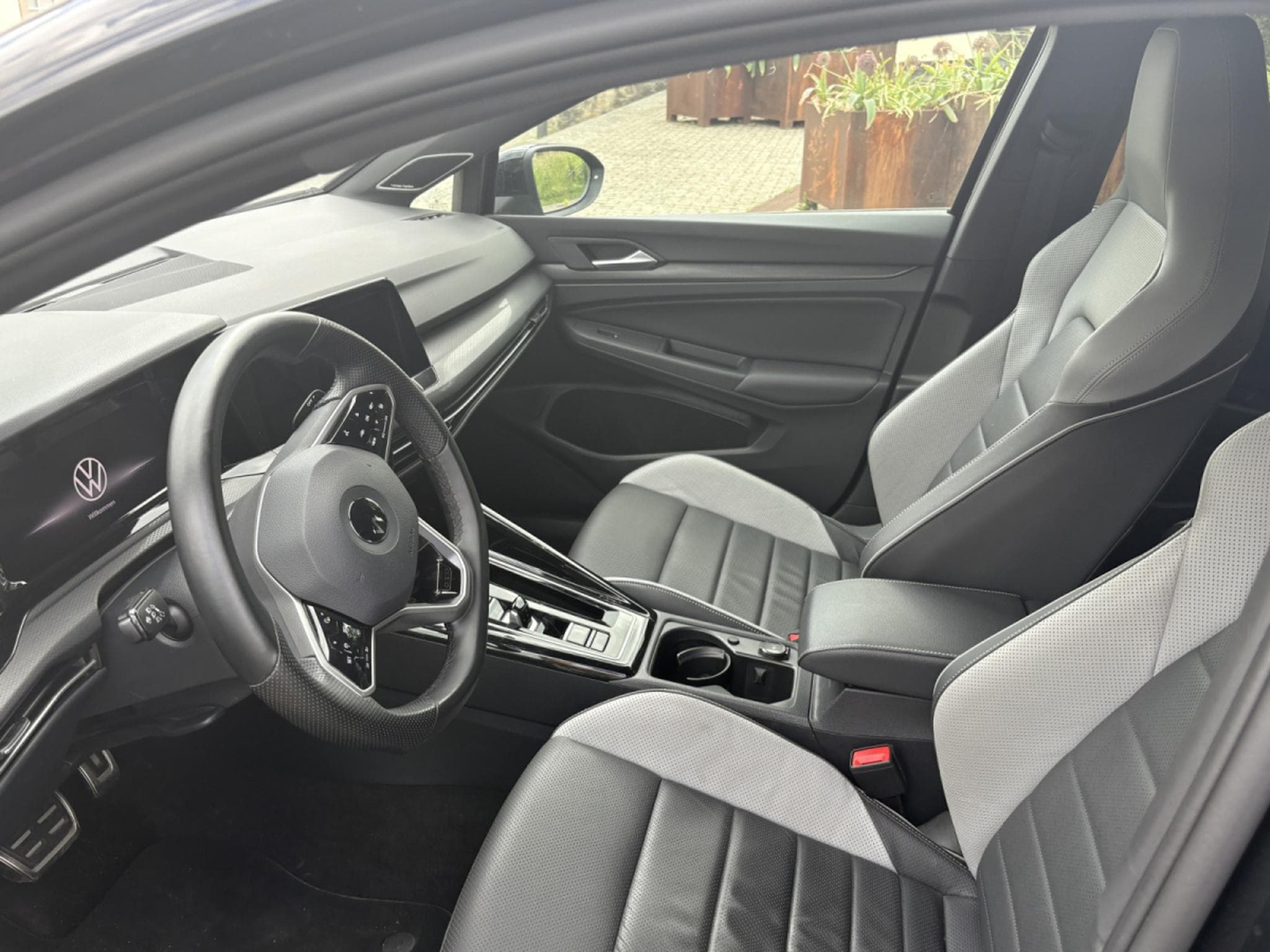 VW Golf GTD 2.0 TDI 147KW DSG (2022) - Photo 10