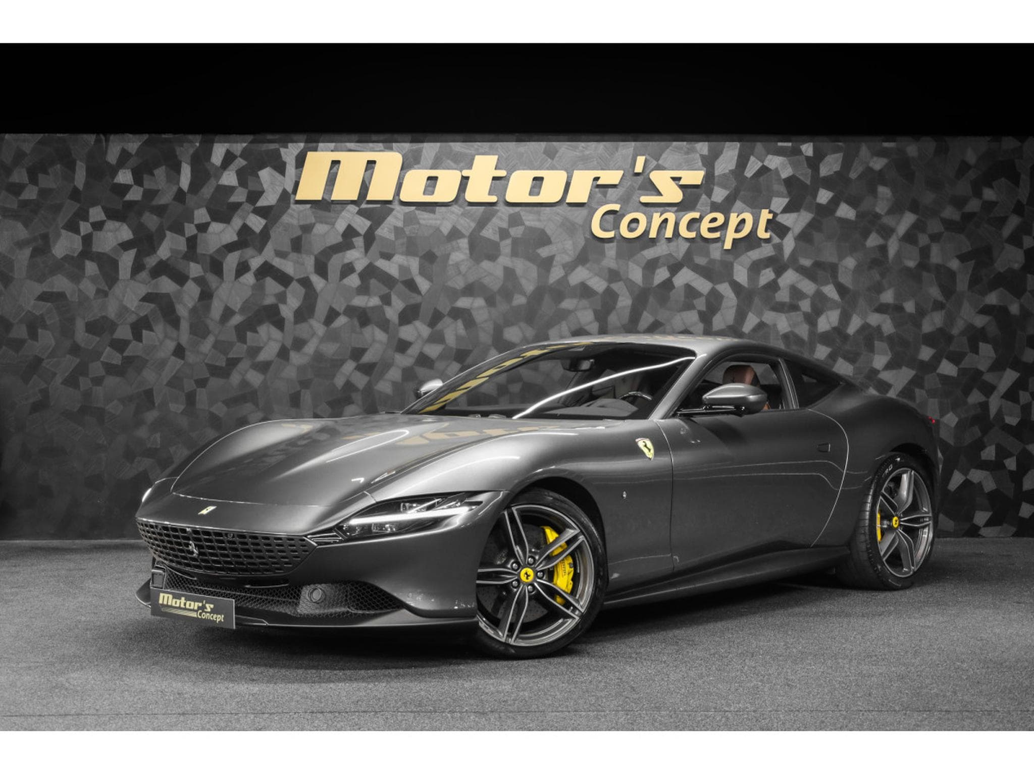 Ferrari Roma V8 - GRIGIO SILVERSTONE / CIOCCOLATO (2022) - Photo 1