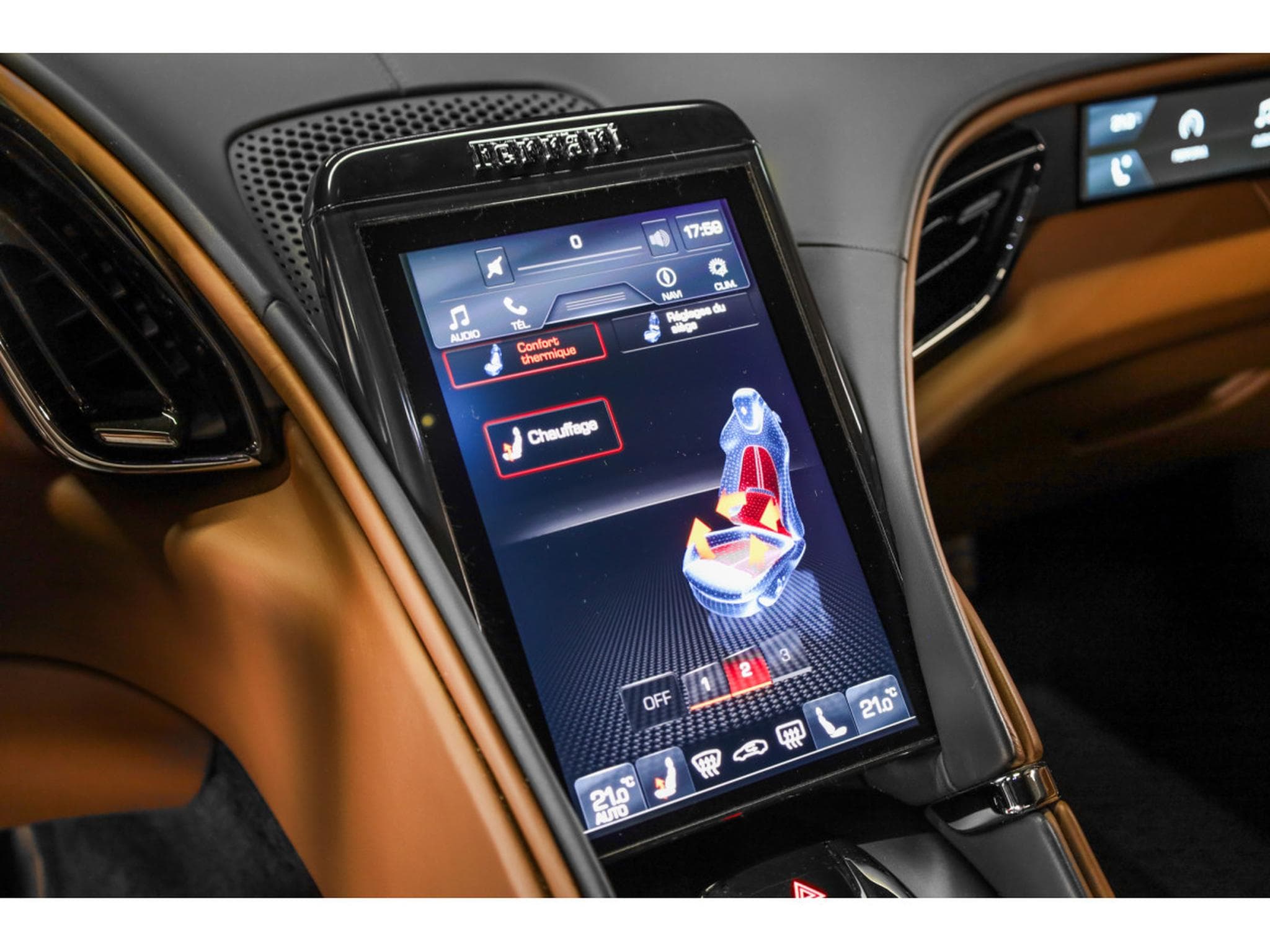 Ferrari Roma V8 - GRIGIO SILVERSTONE / CIOCCOLATO (2022) - Photo 16