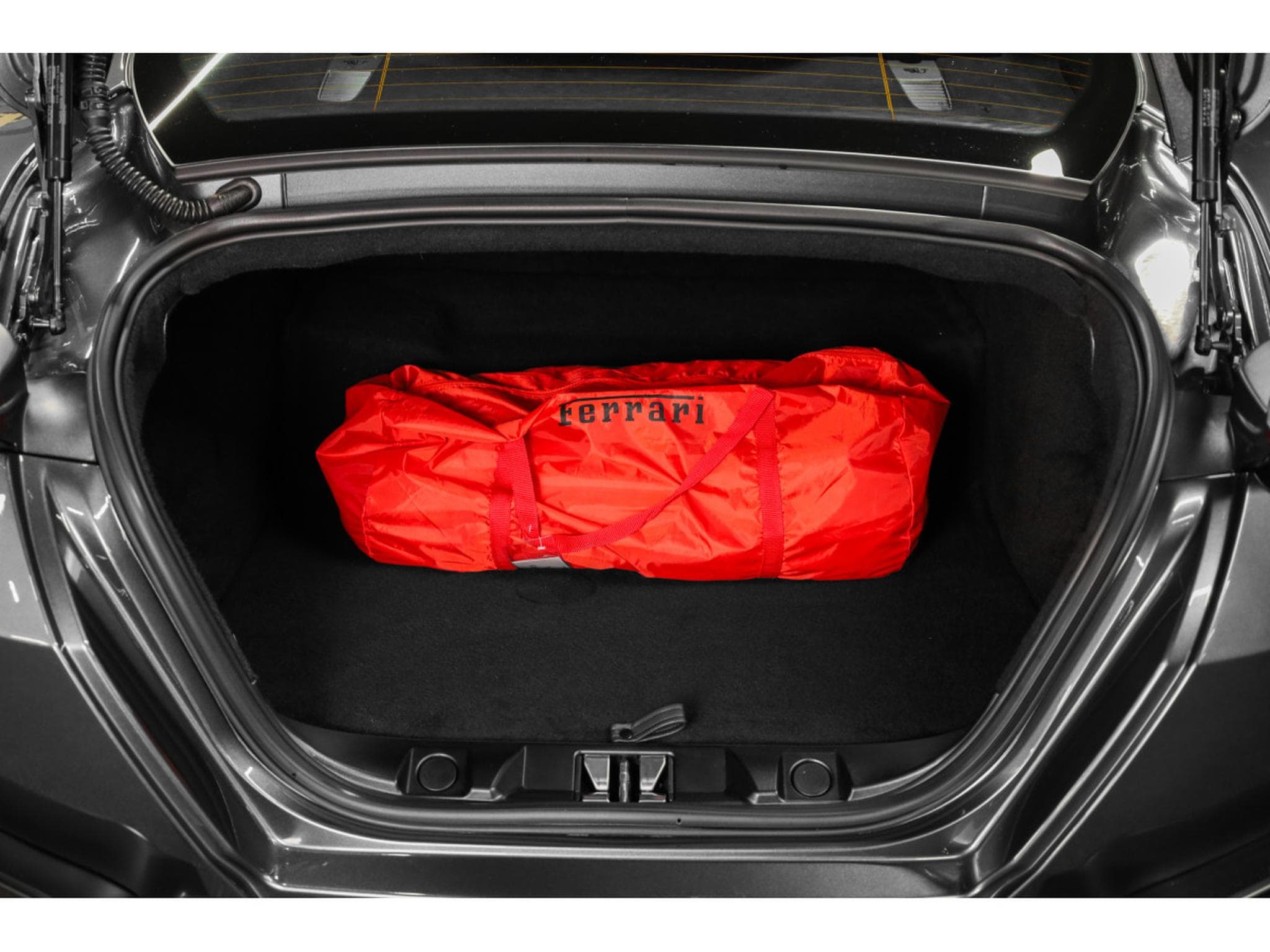 Ferrari Roma V8 - GRIGIO SILVERSTONE / CIOCCOLATO (2022) - Photo 19