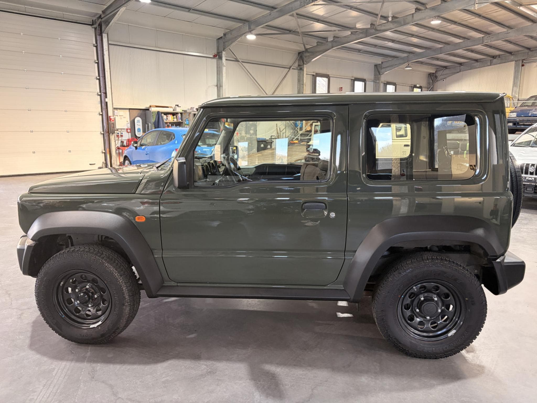 Suzuki Jimny 1.5 Allgrip 102 HP (2022) - Foto 6