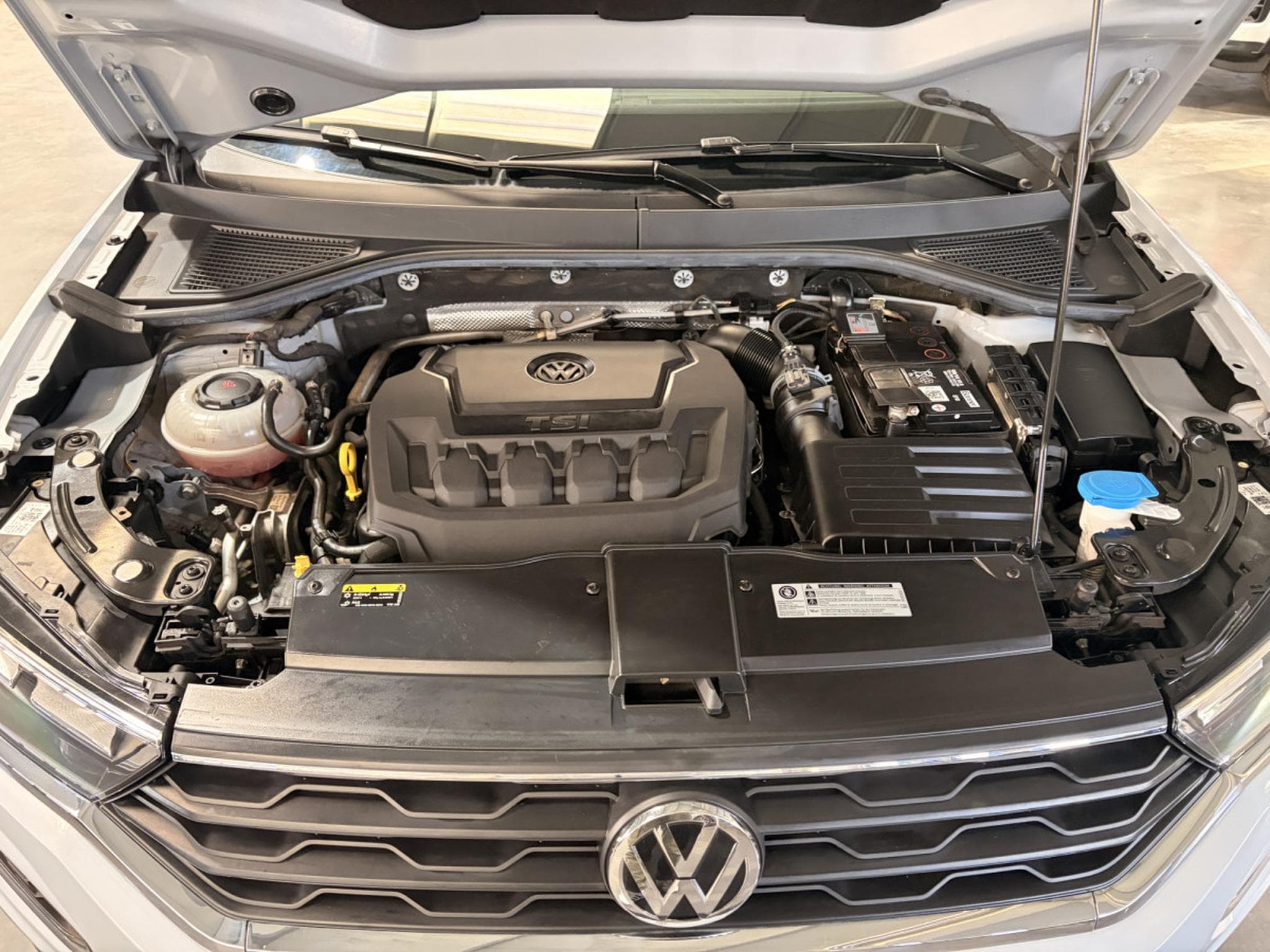 VW T-Roc Sport 2.0 TSI DSG 4Motion 190HP (2018) - Foto 11