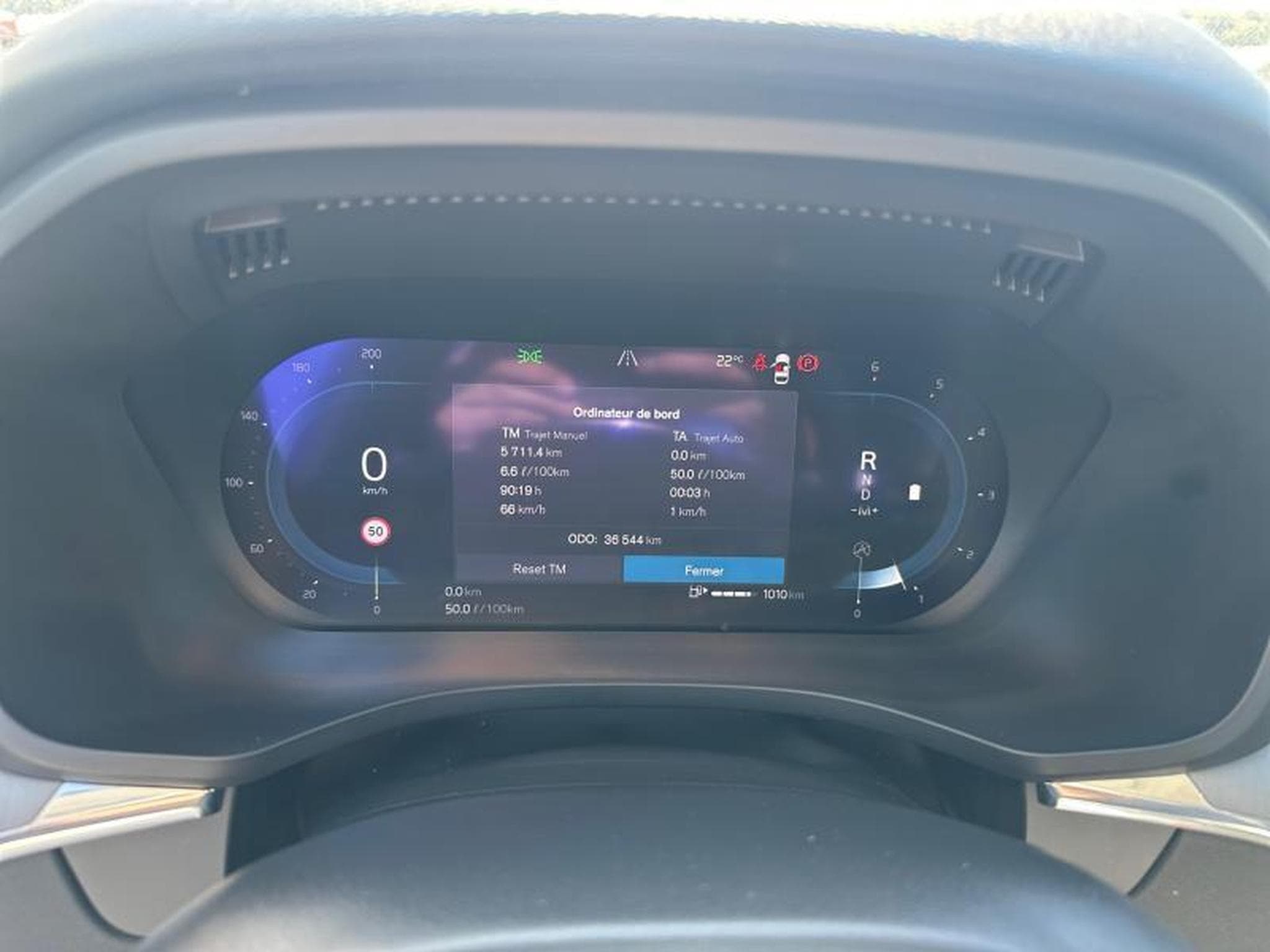 Volvo XC60 B4 Core / Diesel (2023) - Photo 18