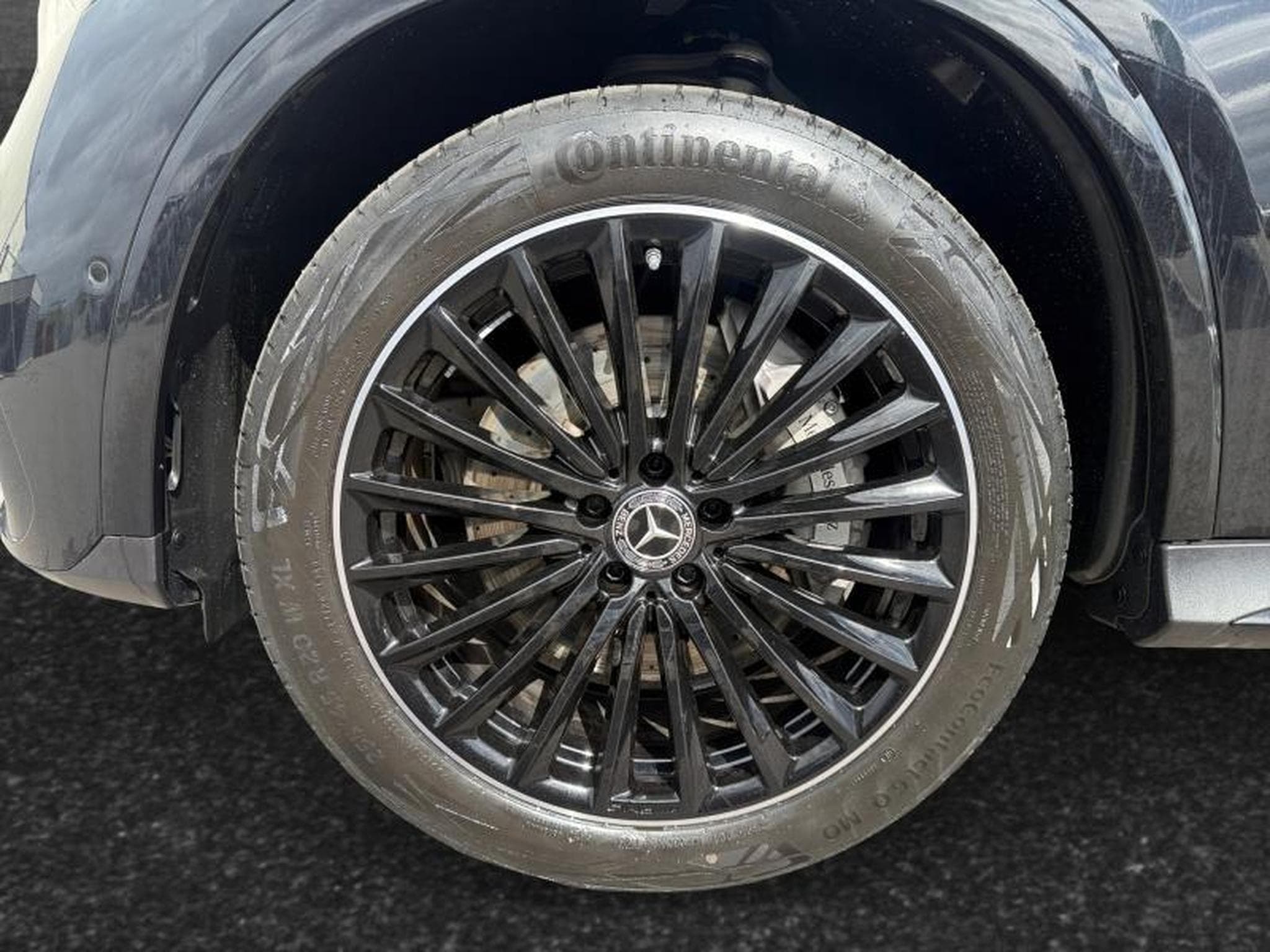 Mercedes GLC 220 d 4MATIC AMG LINE / Premium + / Diesel (2025) - Photo 13