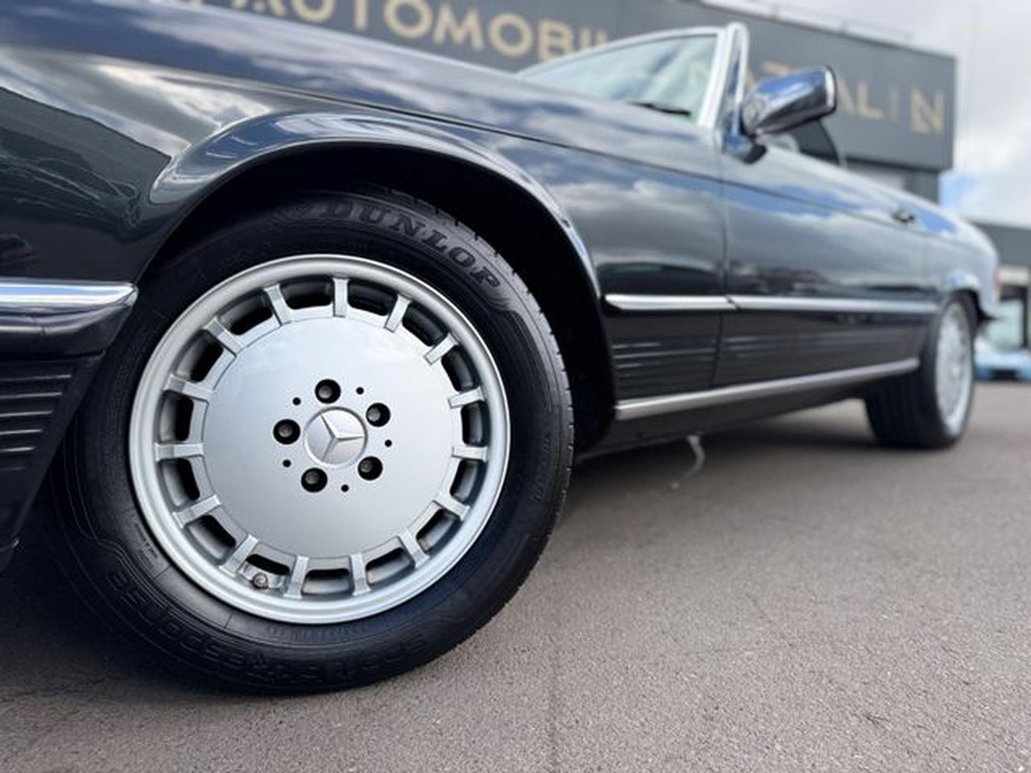 Mercedes 500 500SL R107*DT. ERSTAUSLIEF.*RESTAURIERT*ORIGINAL (1986) - Foto 11