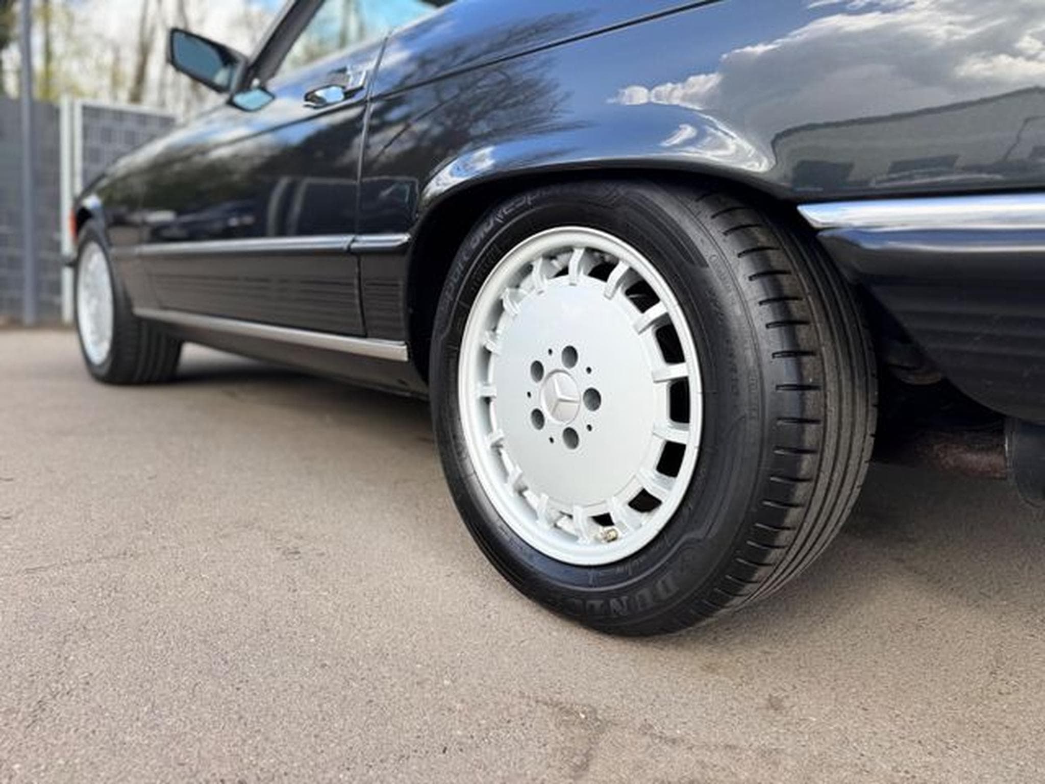 Mercedes 500 500SL R107*DT. ERSTAUSLIEF.*RESTAURIERT*ORIGINAL (1986) - Foto 12