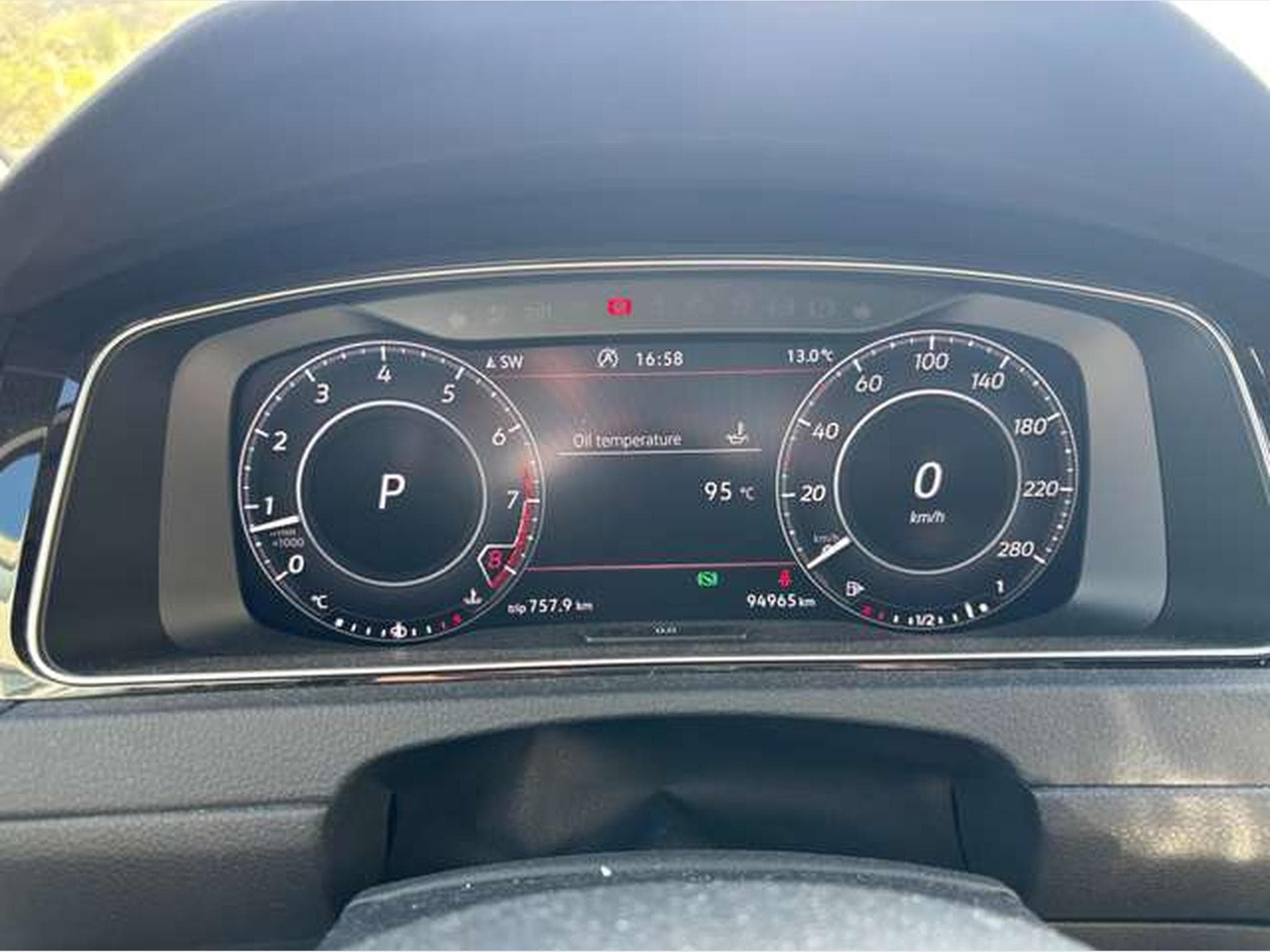 VW Golf Golf GTI Performance 300 PS 2.0 TSI OPF DSG (2019) - Foto 12