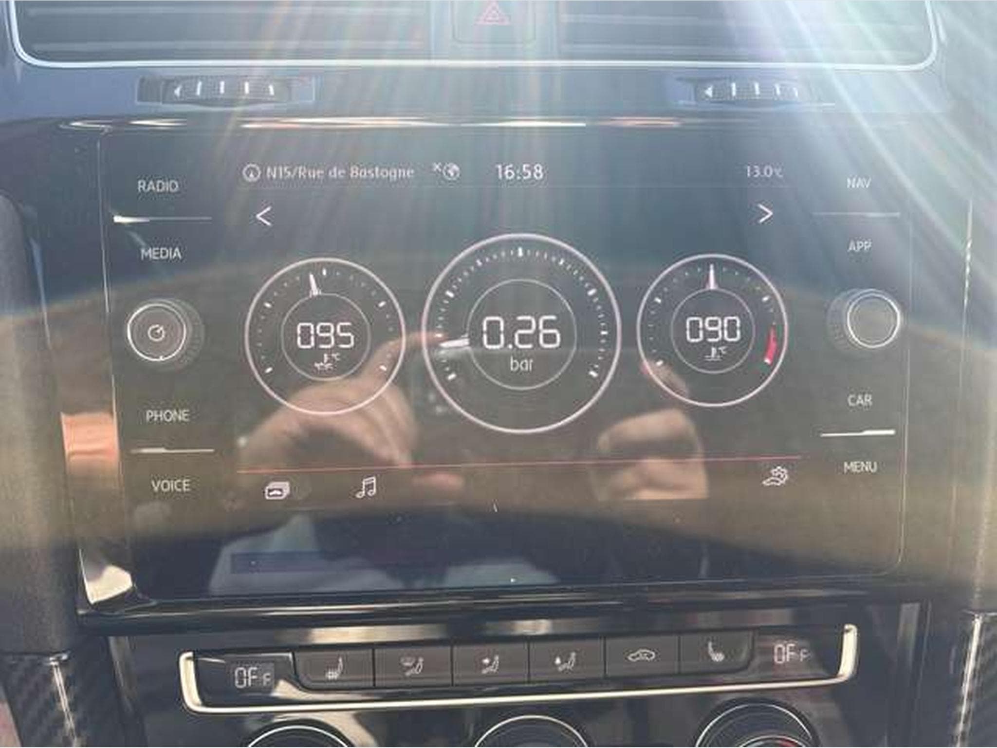 VW Golf Golf GTI Performance 300 PS 2.0 TSI OPF DSG (2019) - Foto 13