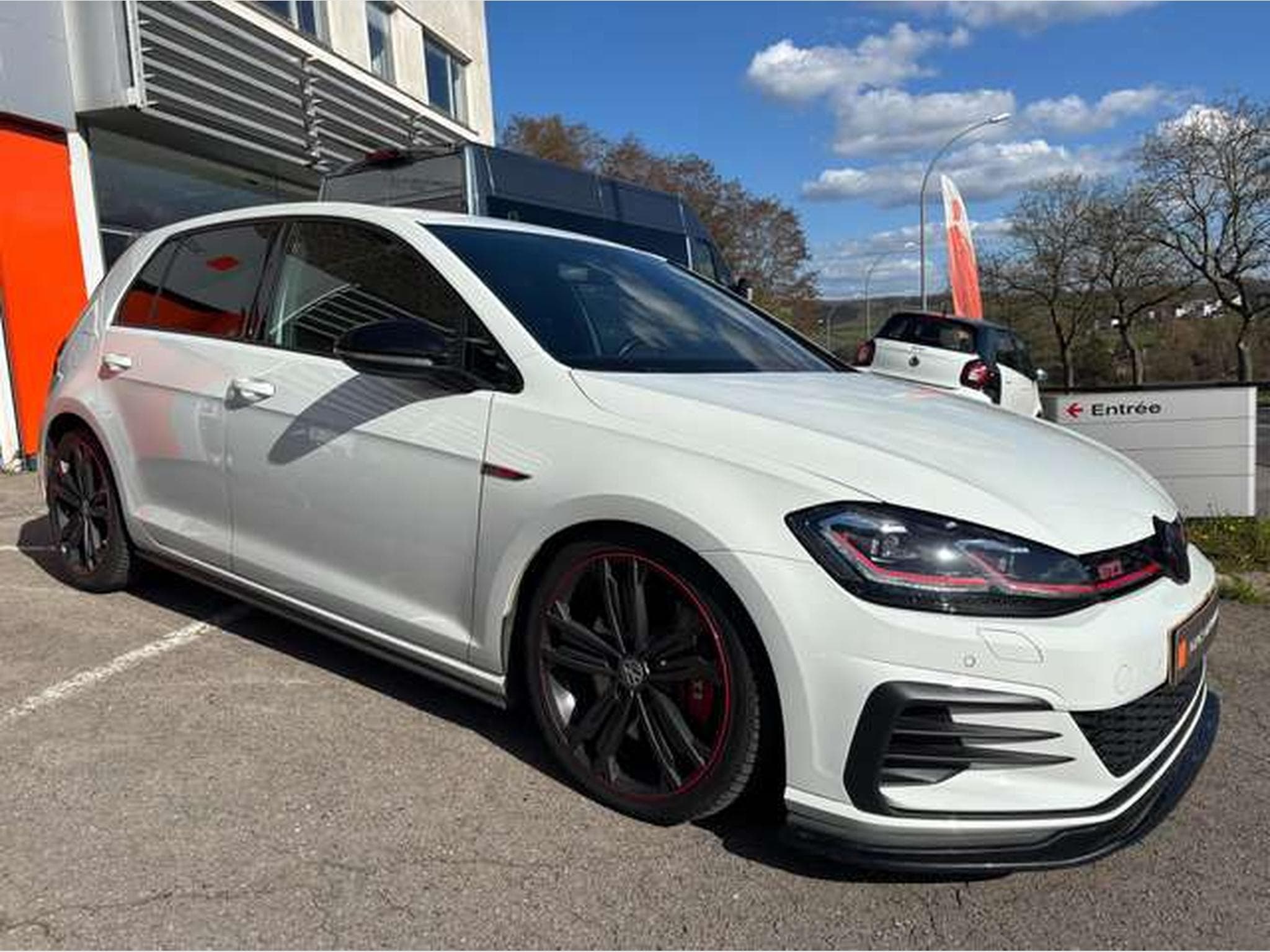 VW Golf Golf GTI Performance 300 PS 2.0 TSI OPF DSG (2019) - Foto 4