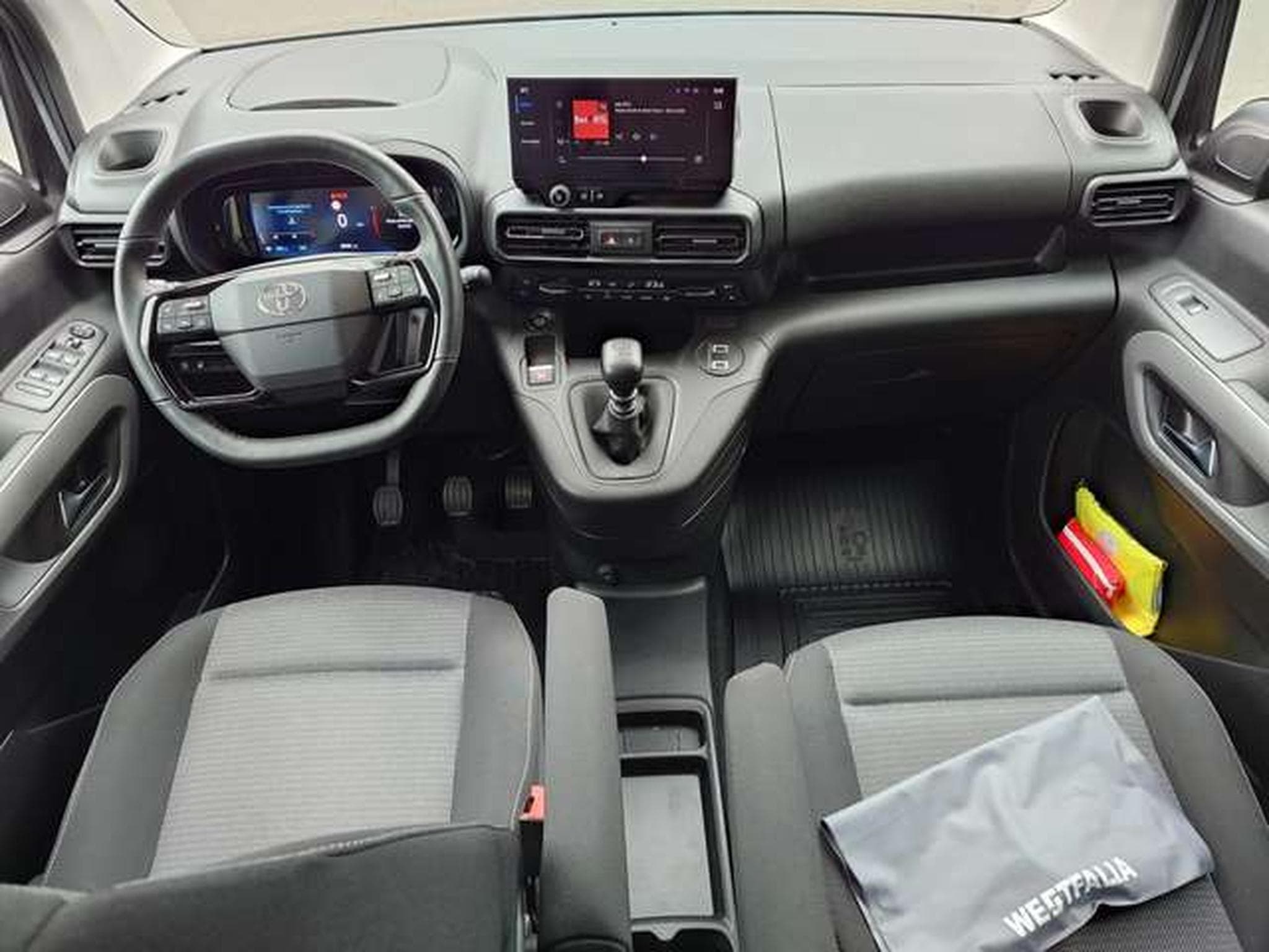 Toyota Proace Proace City Verso LWB 1.5 D-4D Family Family (2025) - Photo 5