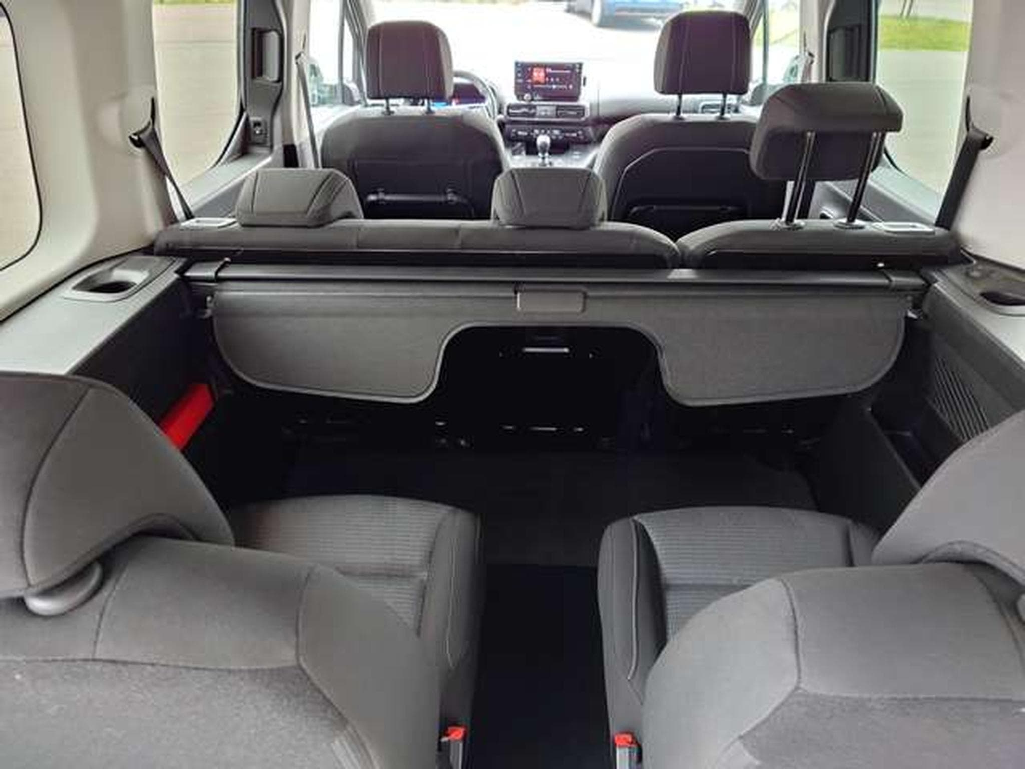 Toyota Proace Proace City Verso LWB 1.5 D-4D Family Family (2025) - Photo 8