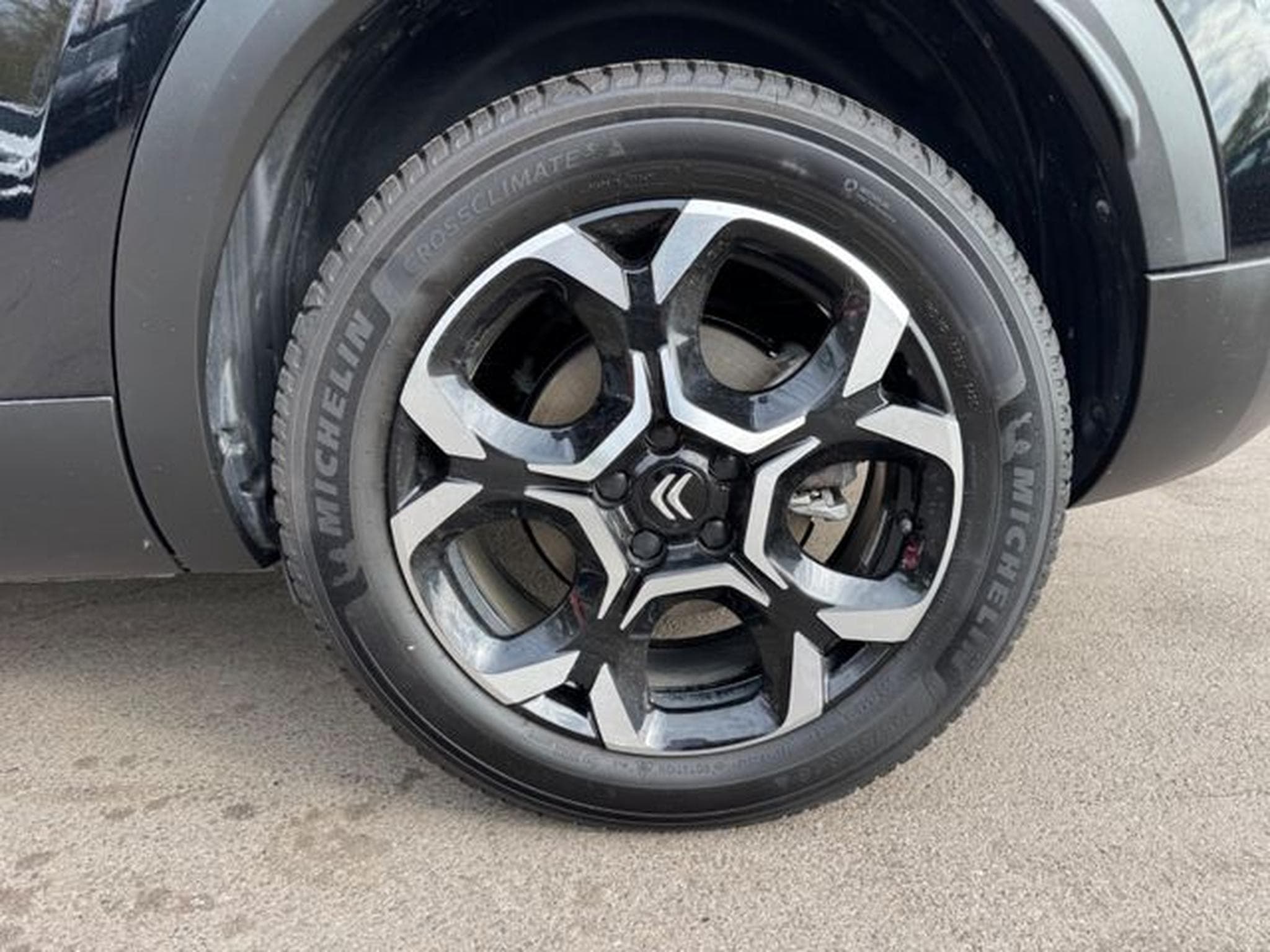 Citroën C5 Aircross C5 AIRCROSS PLUS HYBRID *FACELIFT*LED*EL.SITZE* (2024) - Foto 11