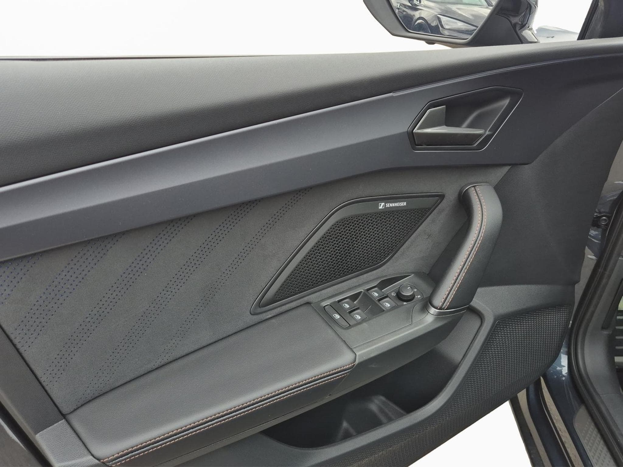 Cupra Leon 1.5 e-TSI - 150 CV MHEV (2026) - Photo 14