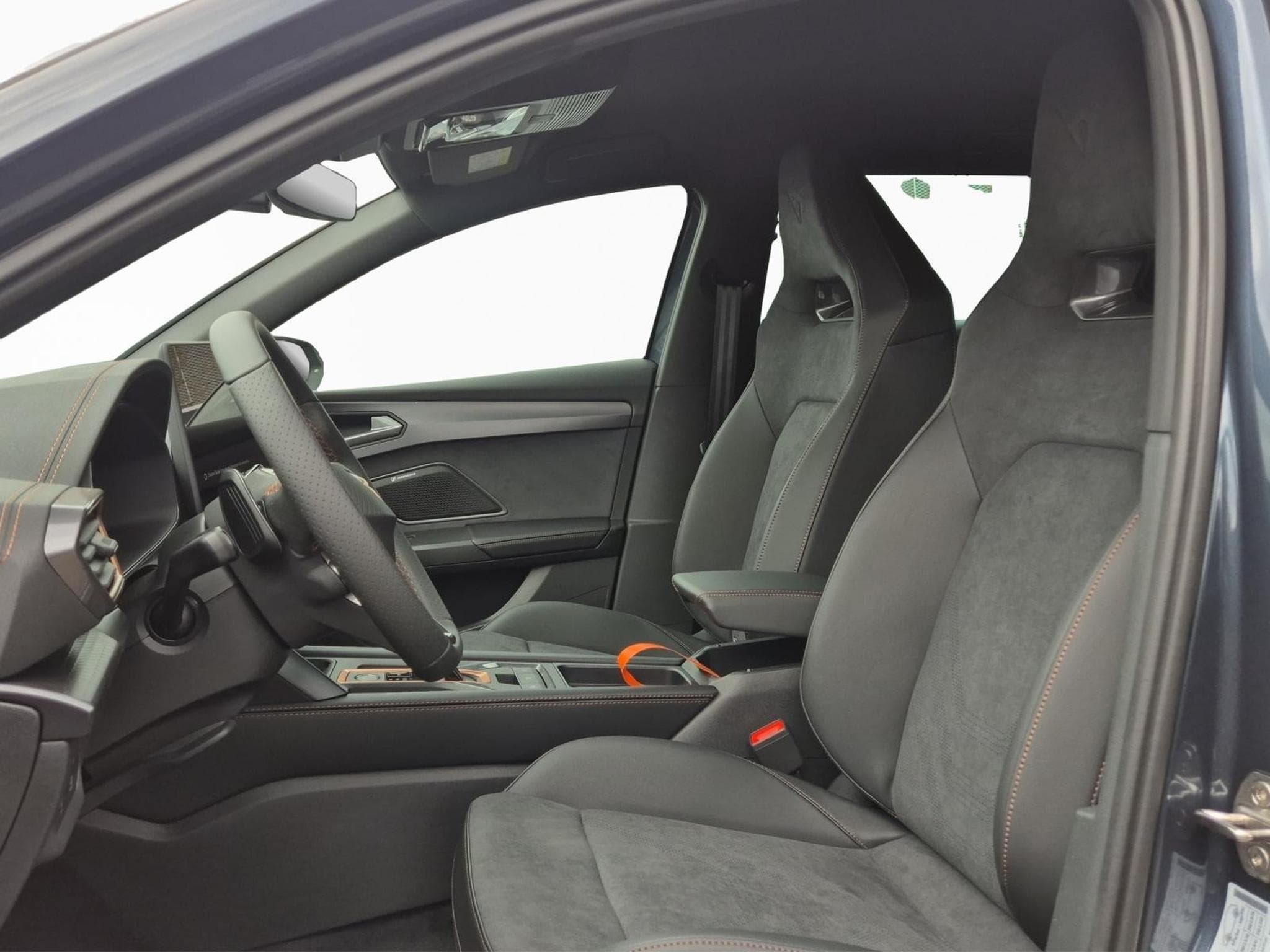 Cupra Leon 1.5 e-TSI - 150 CV MHEV (2026) - Photo 8