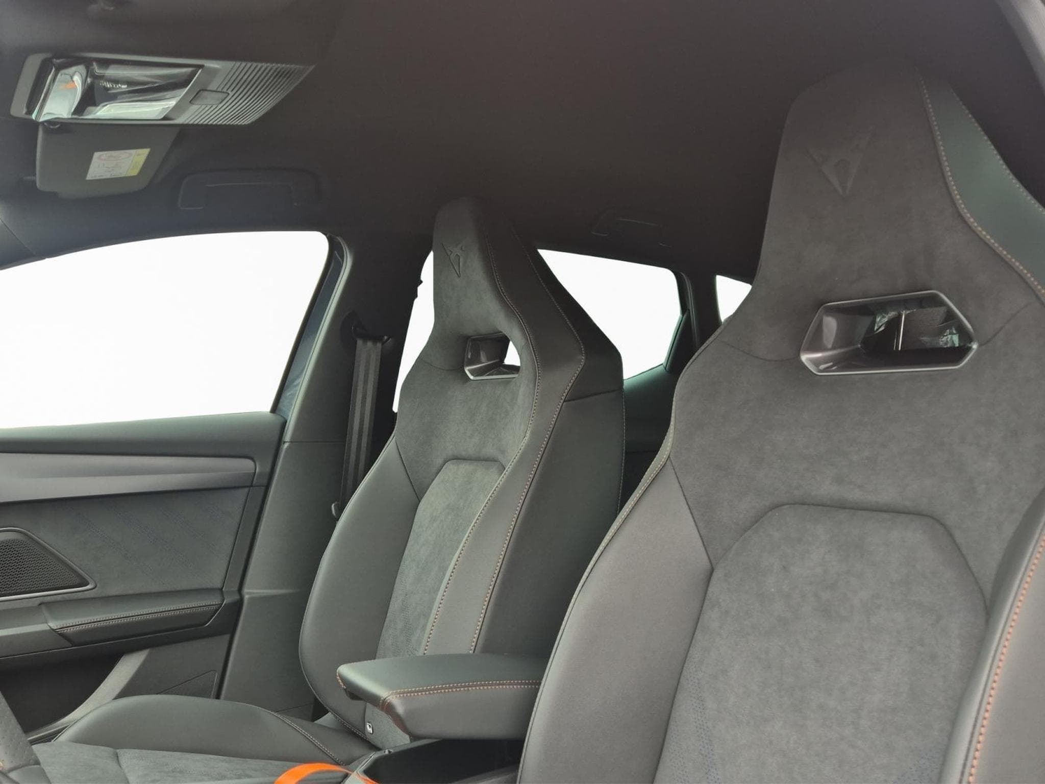 Cupra Leon 1.5 e-TSI - 150 CV MHEV (2026) - Photo 9