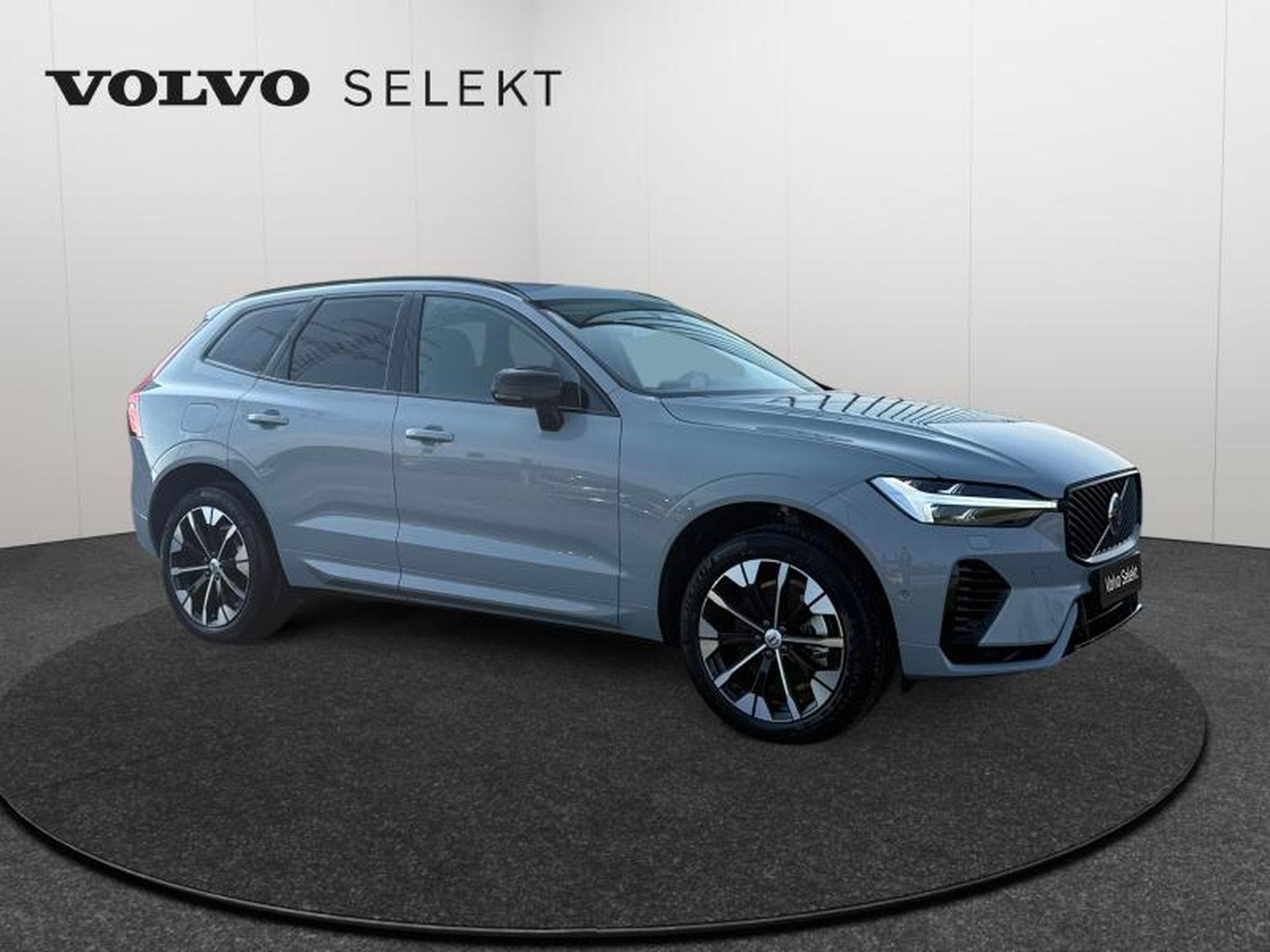 Volvo XC60 Facelift T6 Plus Dark / Hybride (2025) - Foto 8