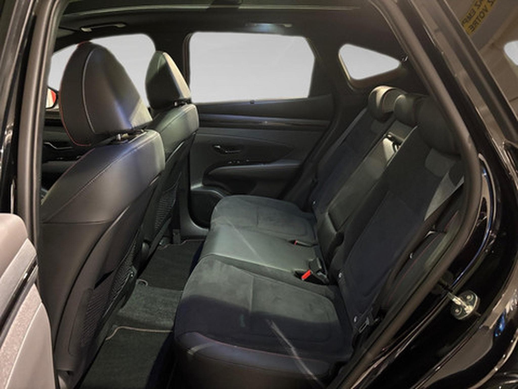 Hyundai Tucson 1.6 N LINE PLUG IN HYBRID (2026) - Photo 12