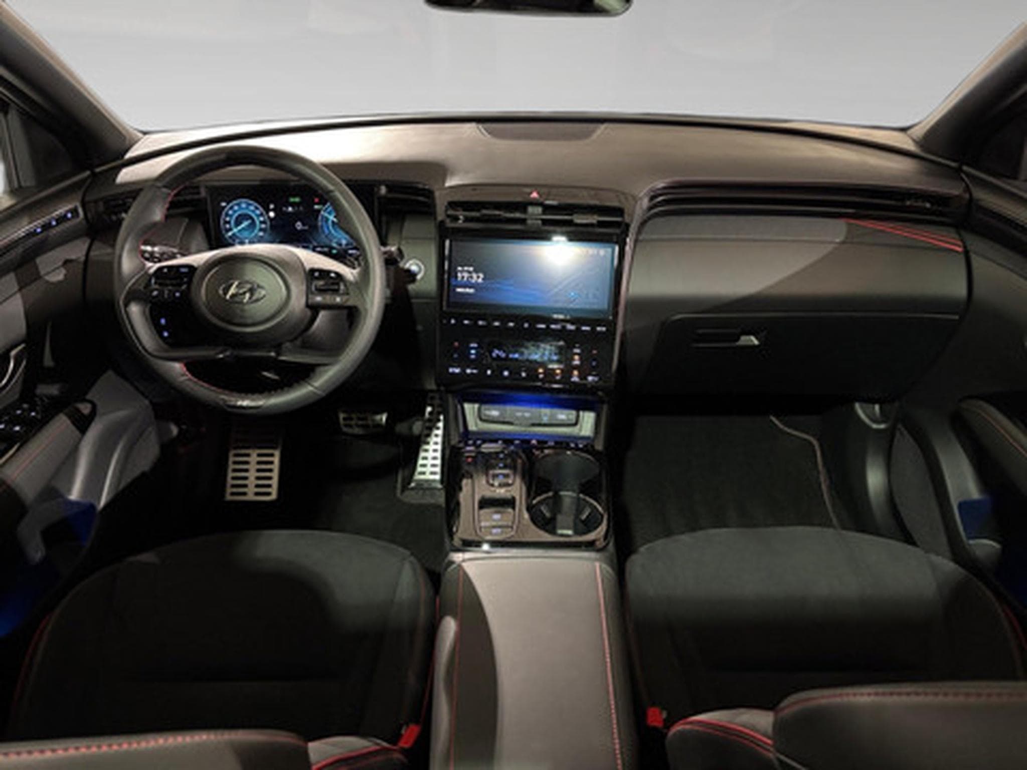 Hyundai Tucson 1.6 N LINE PLUG IN HYBRID (2026) - Photo 5