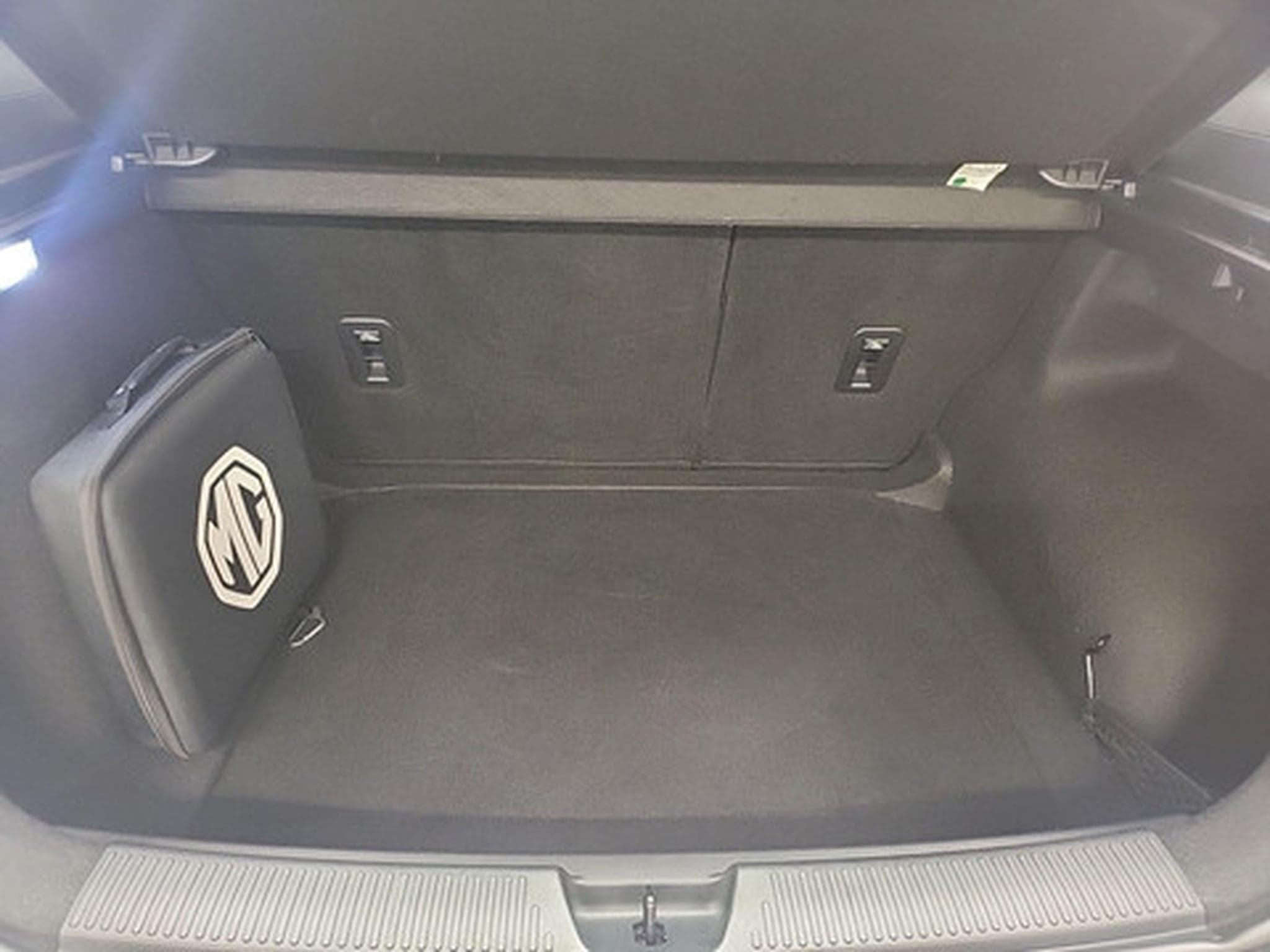 MG MG4 STANDARD (2026) - Photo 12