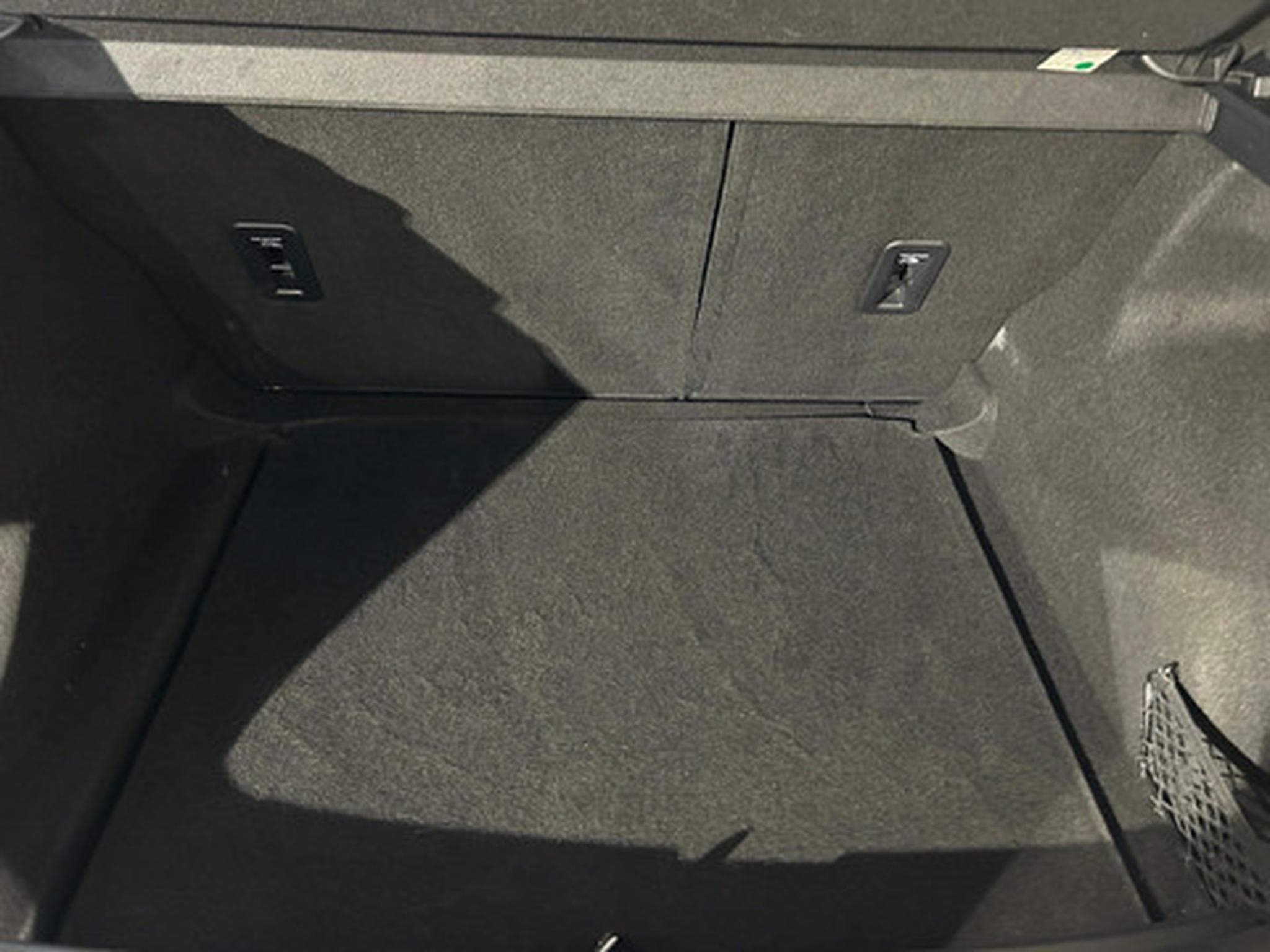 MG MG4 COMFORT 64 kWh (2026) - Photo 21