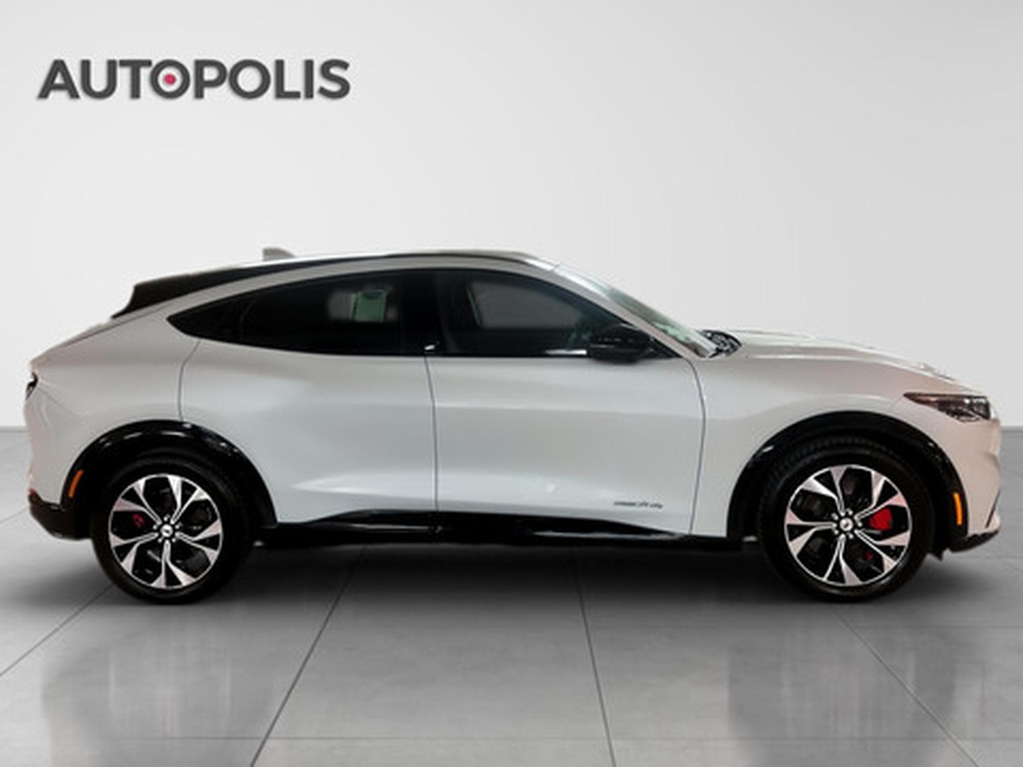 Ford Mustang Mach-E AWD (2026) - Photo 16