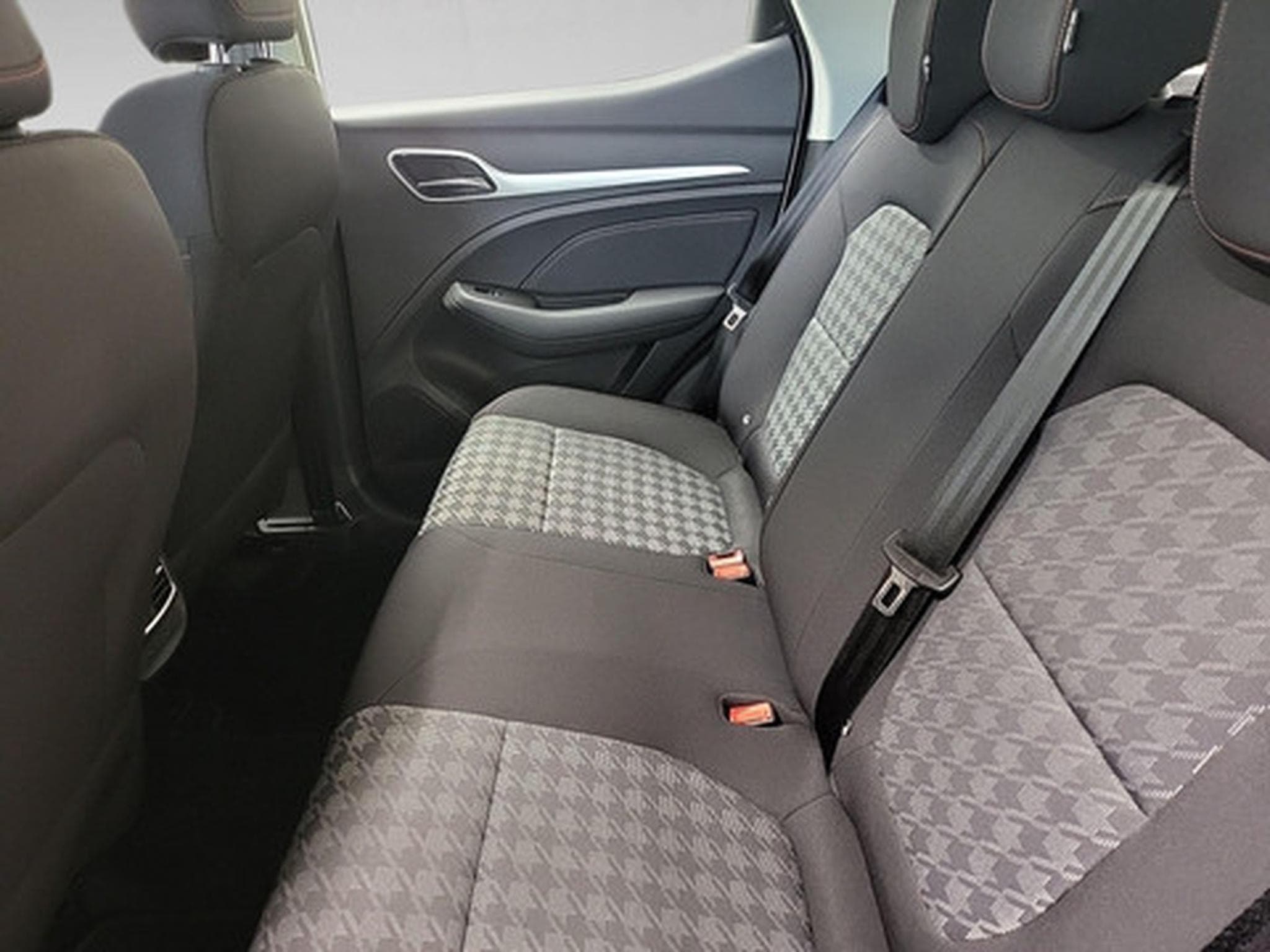 MG ZS COMFORT (2026) - Photo 11