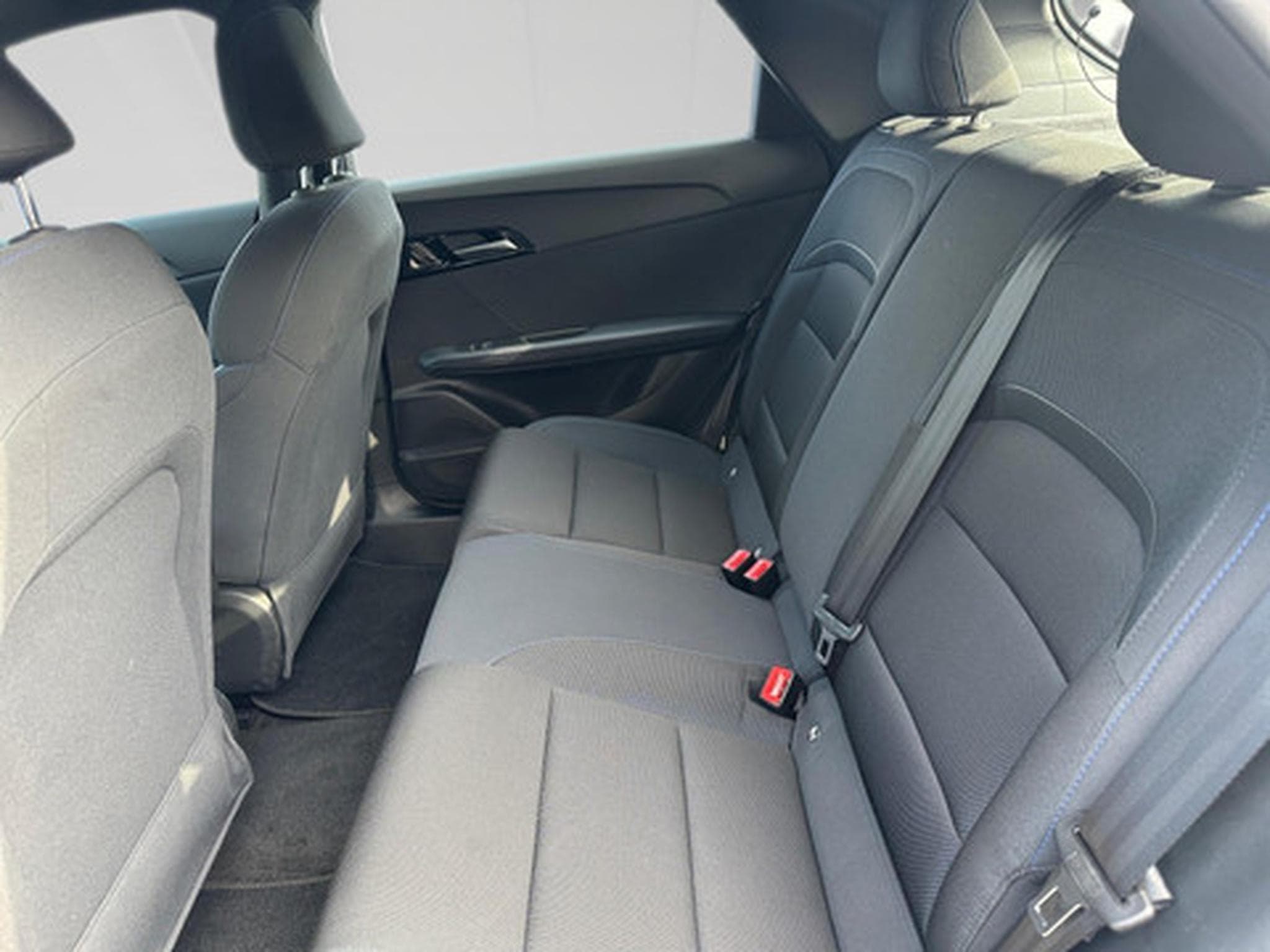 MG MG4 ELECTRIQUE (2026) - Foto 19