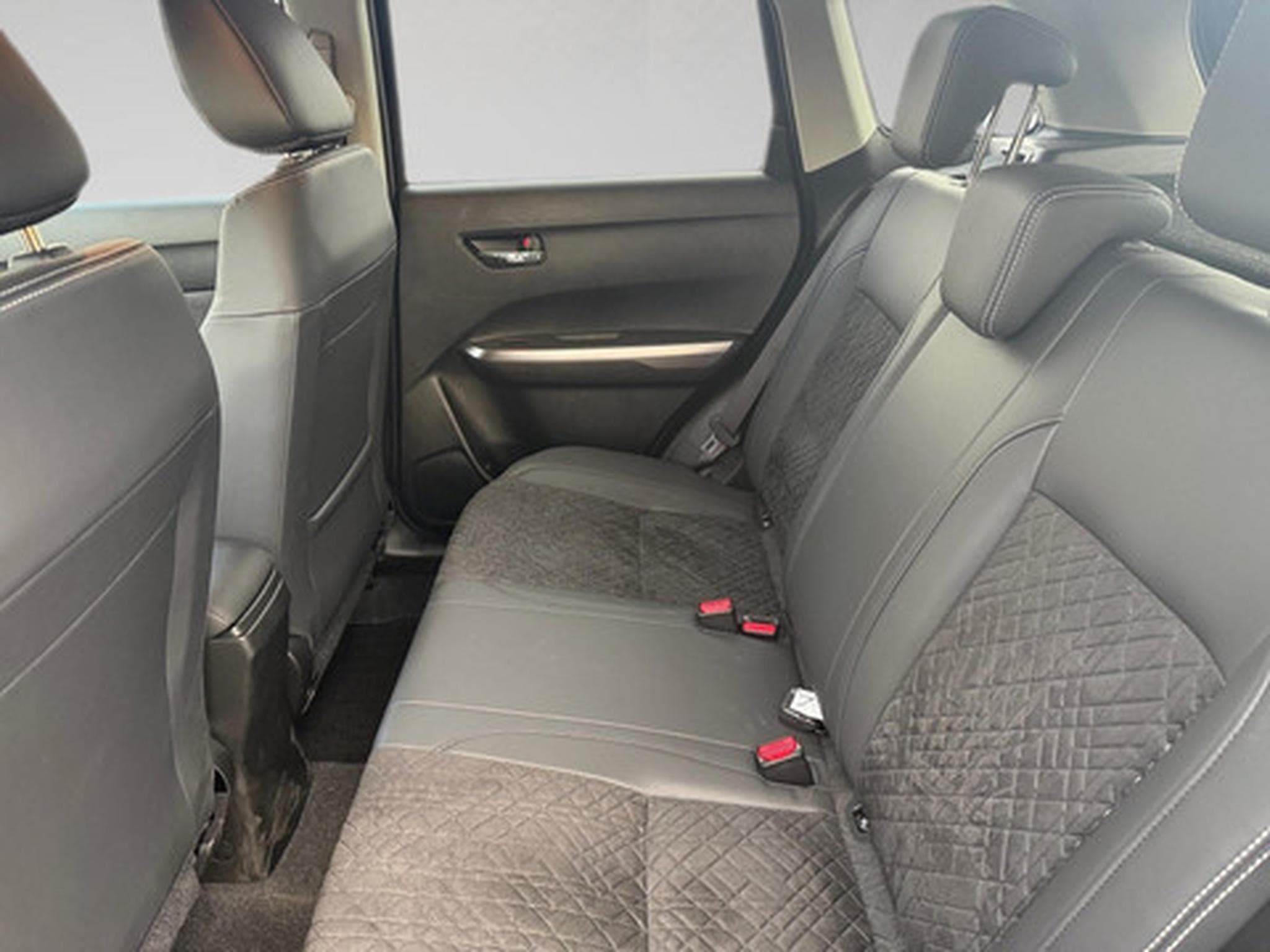 Suzuki Vitara 1.5 GLX (2026) - Photo 12