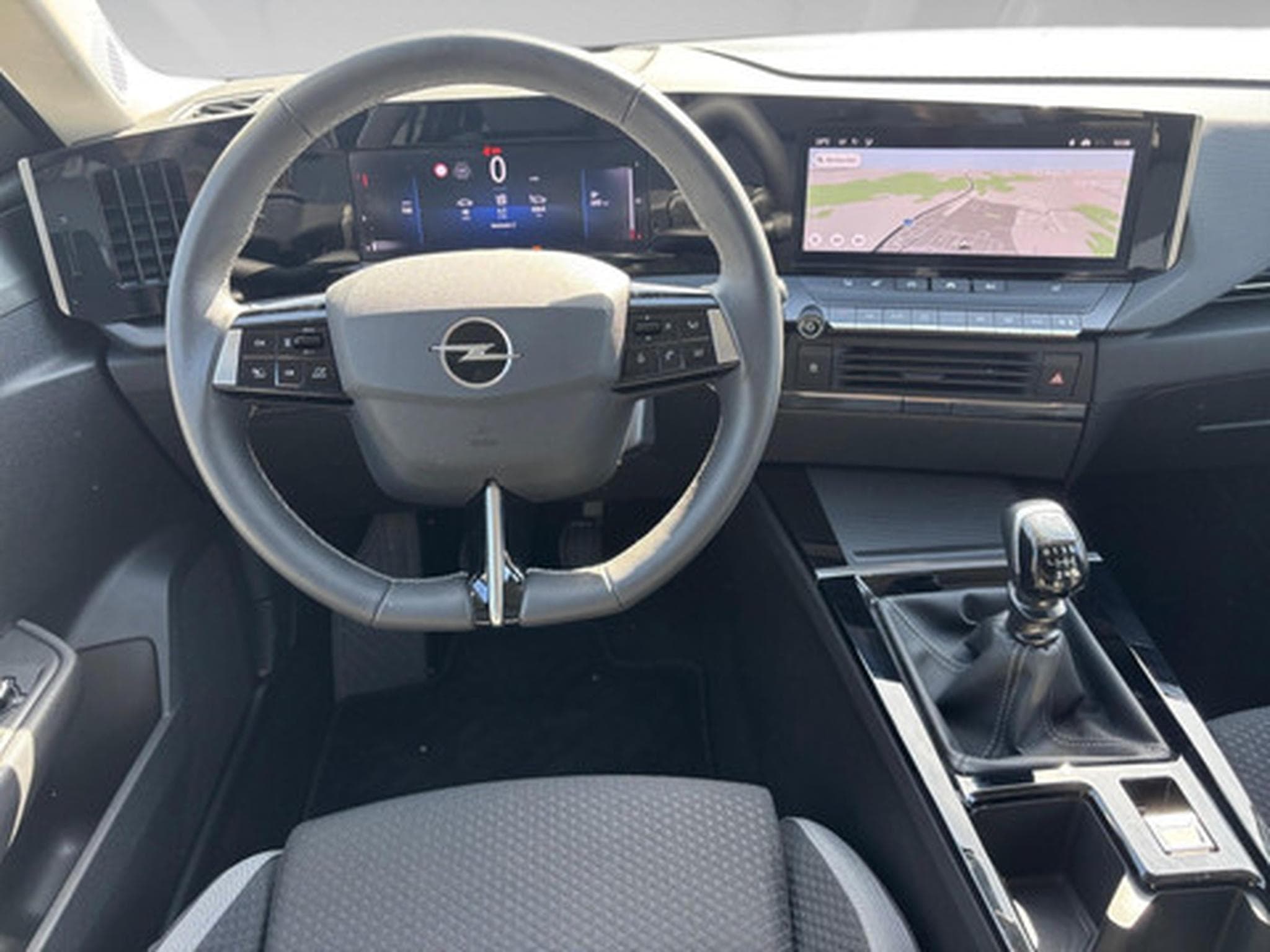 Opel Astra 1.2 L L Edition (2026) - Photo 7