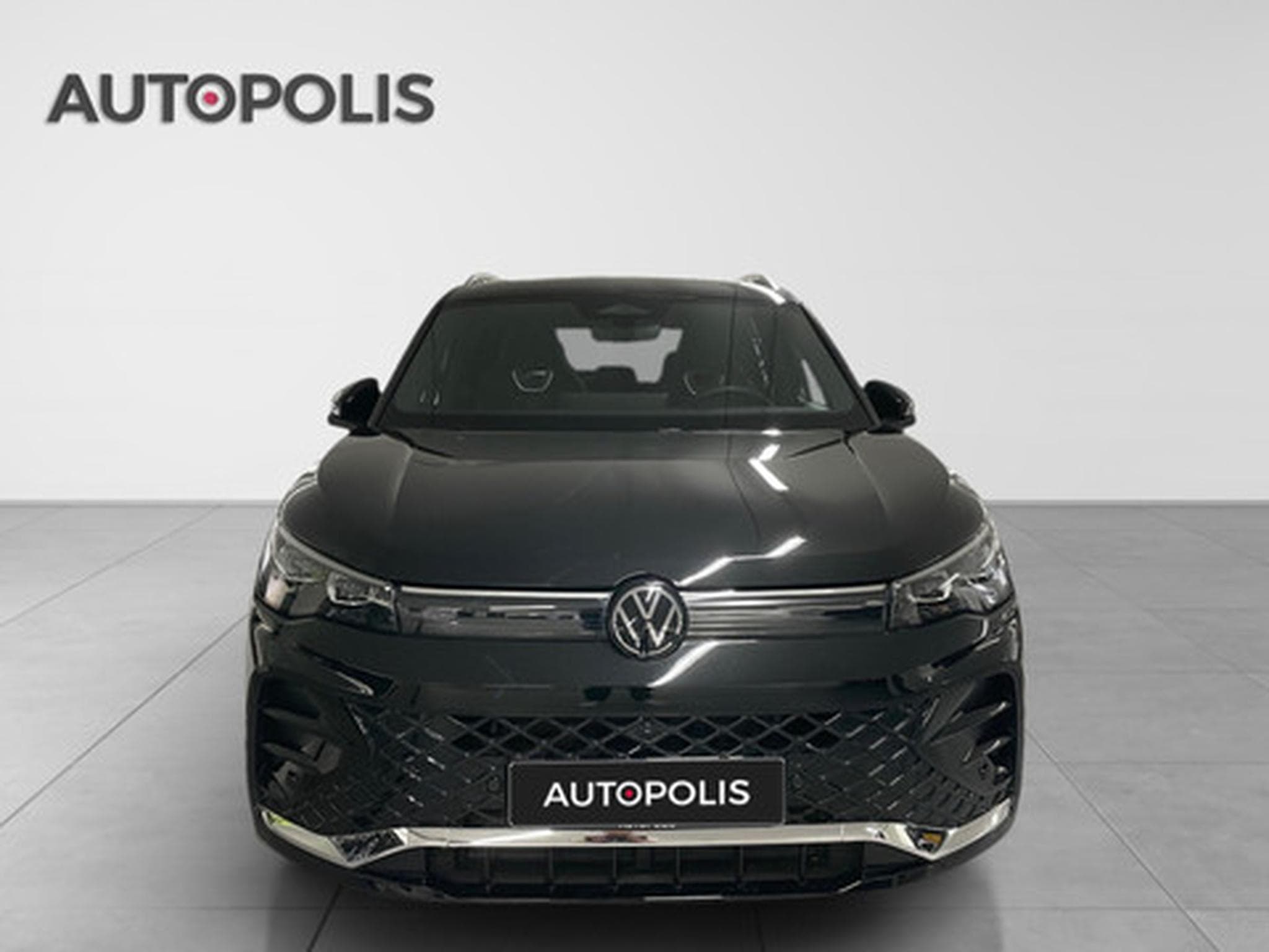 VW Tiguan 1.5 eHybrid R-Line DSG (2026) - Photo 16