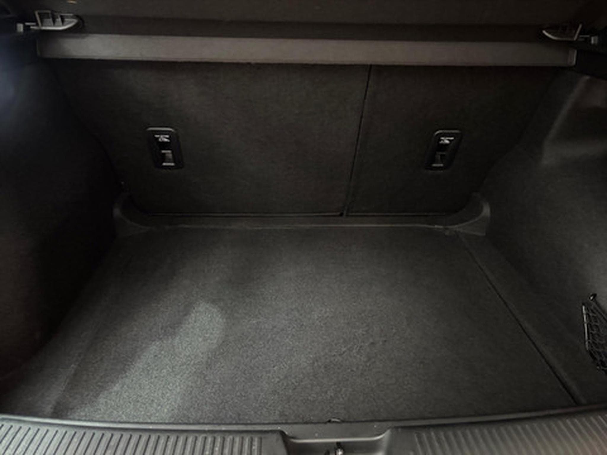 MG MG4 Standard (2026) - Photo 12