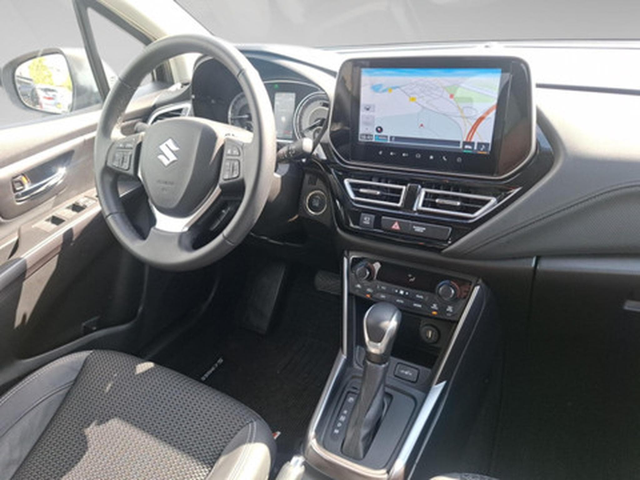 Suzuki S-Cross 1.4 Grand Luxe Xtra A/T 48V Hybrid (2024) - Foto 7