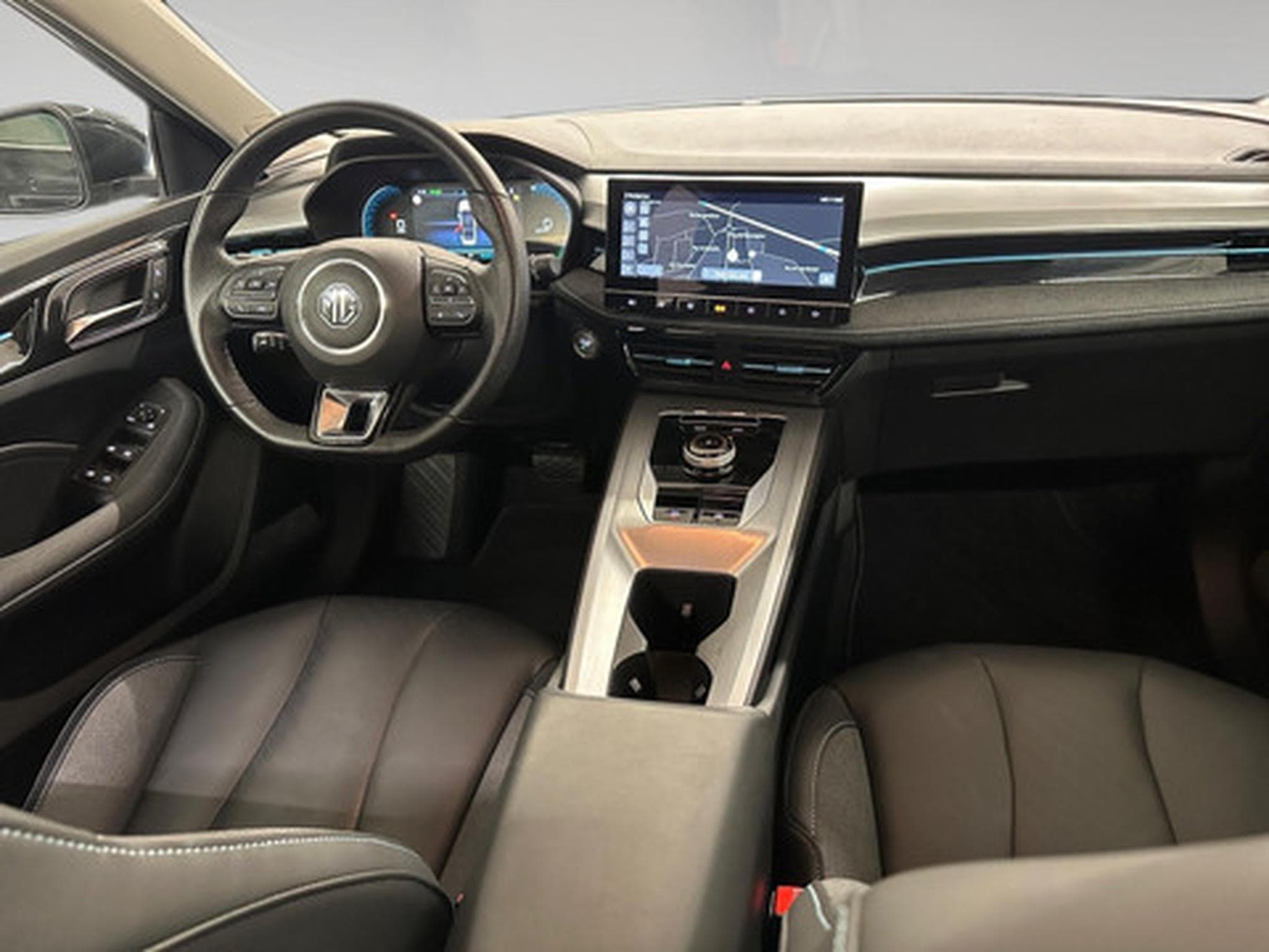 MG MG5 LUXURY (2026) - Photo 6