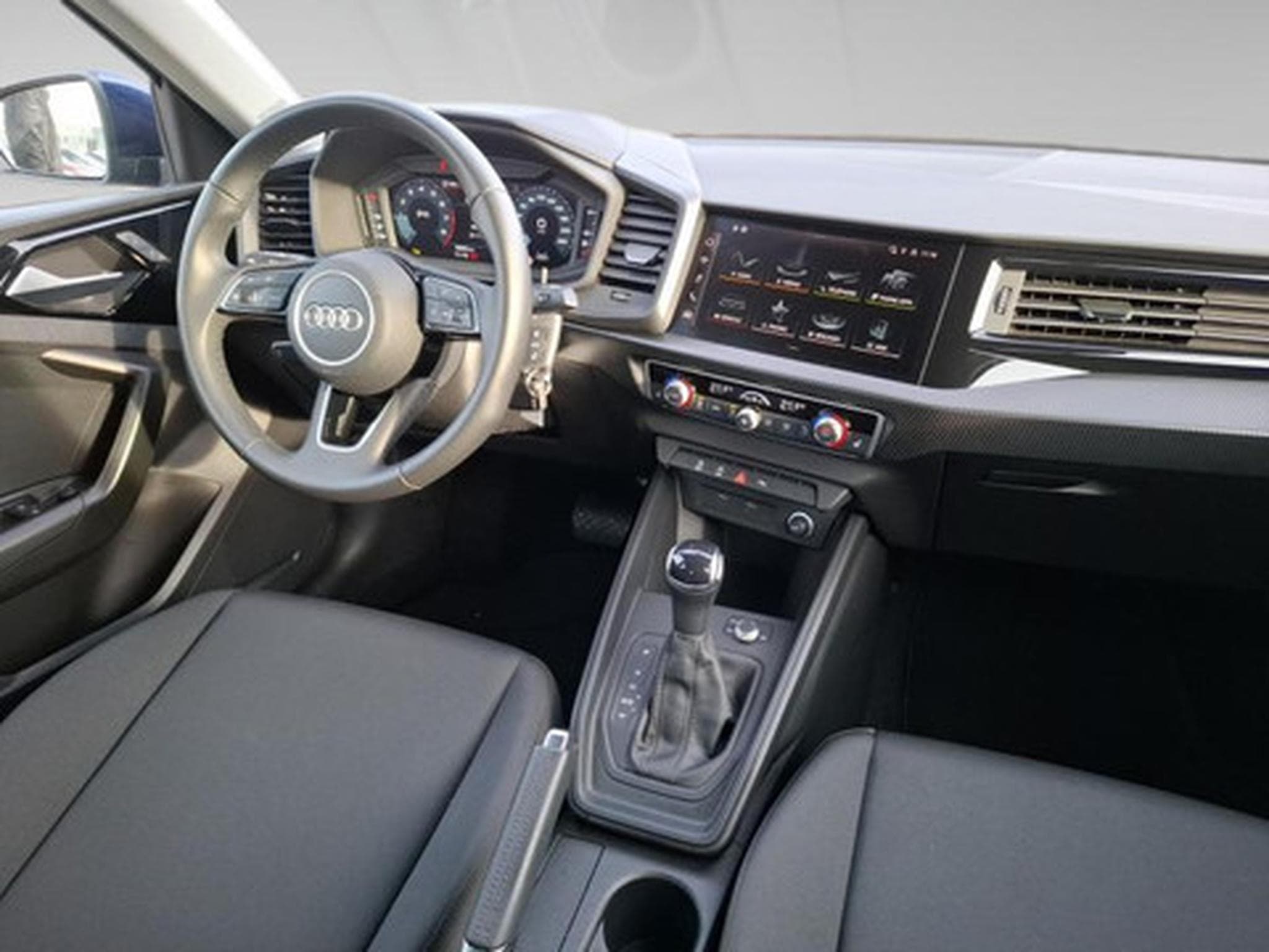 Audi A1 Sportback TFSI 110kW S tronic allstreet (2026) - Photo 6