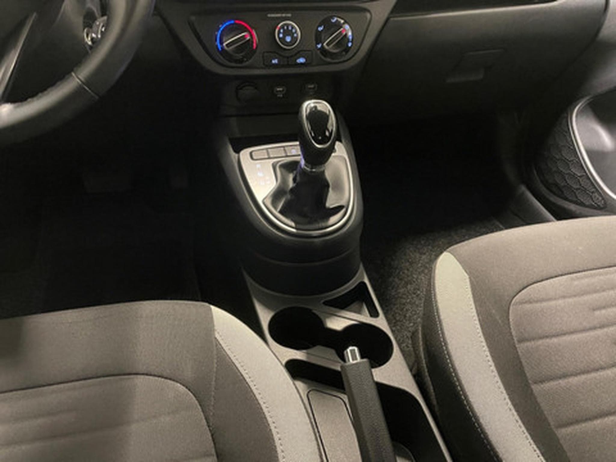 Hyundai i10 1.0 Aut. Sky (2026) - Photo 10