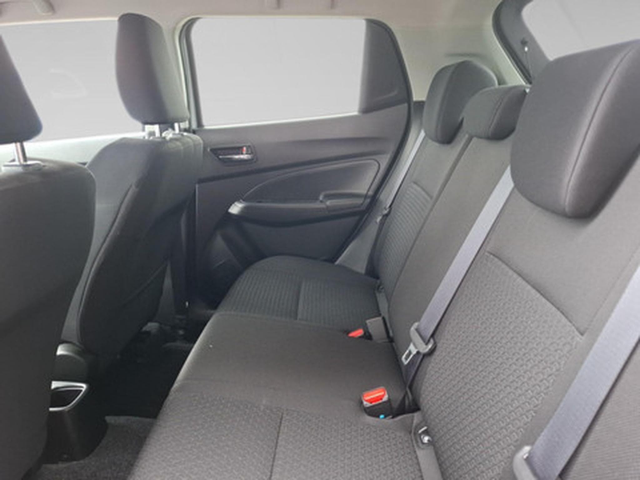 Suzuki Swift 1.2 Grand Luxe Xtra (SHVS) (2023) - Photo 11