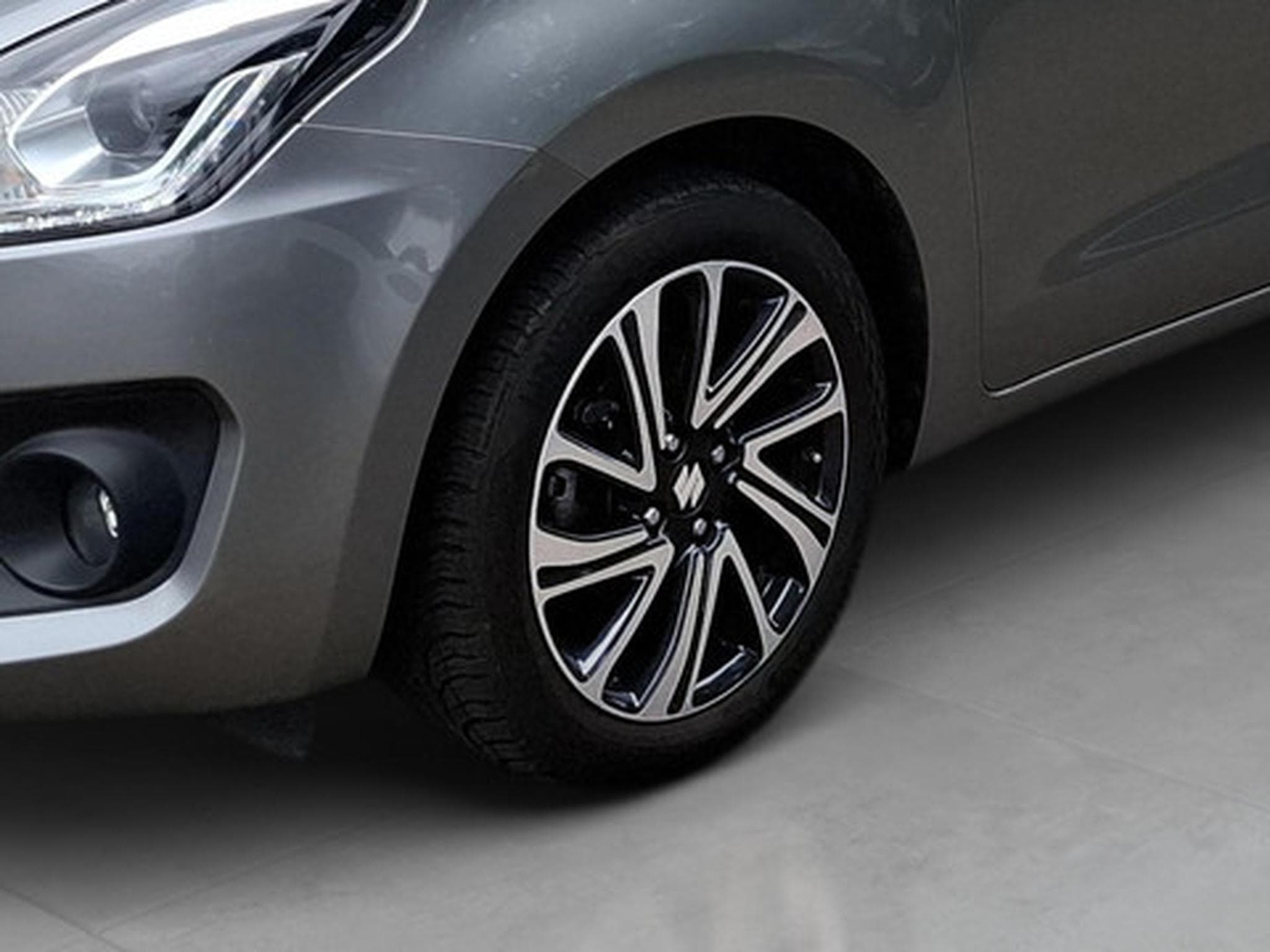 Suzuki Swift 1.2 Grand Luxe Xtra (SHVS) (2023) - Photo 20
