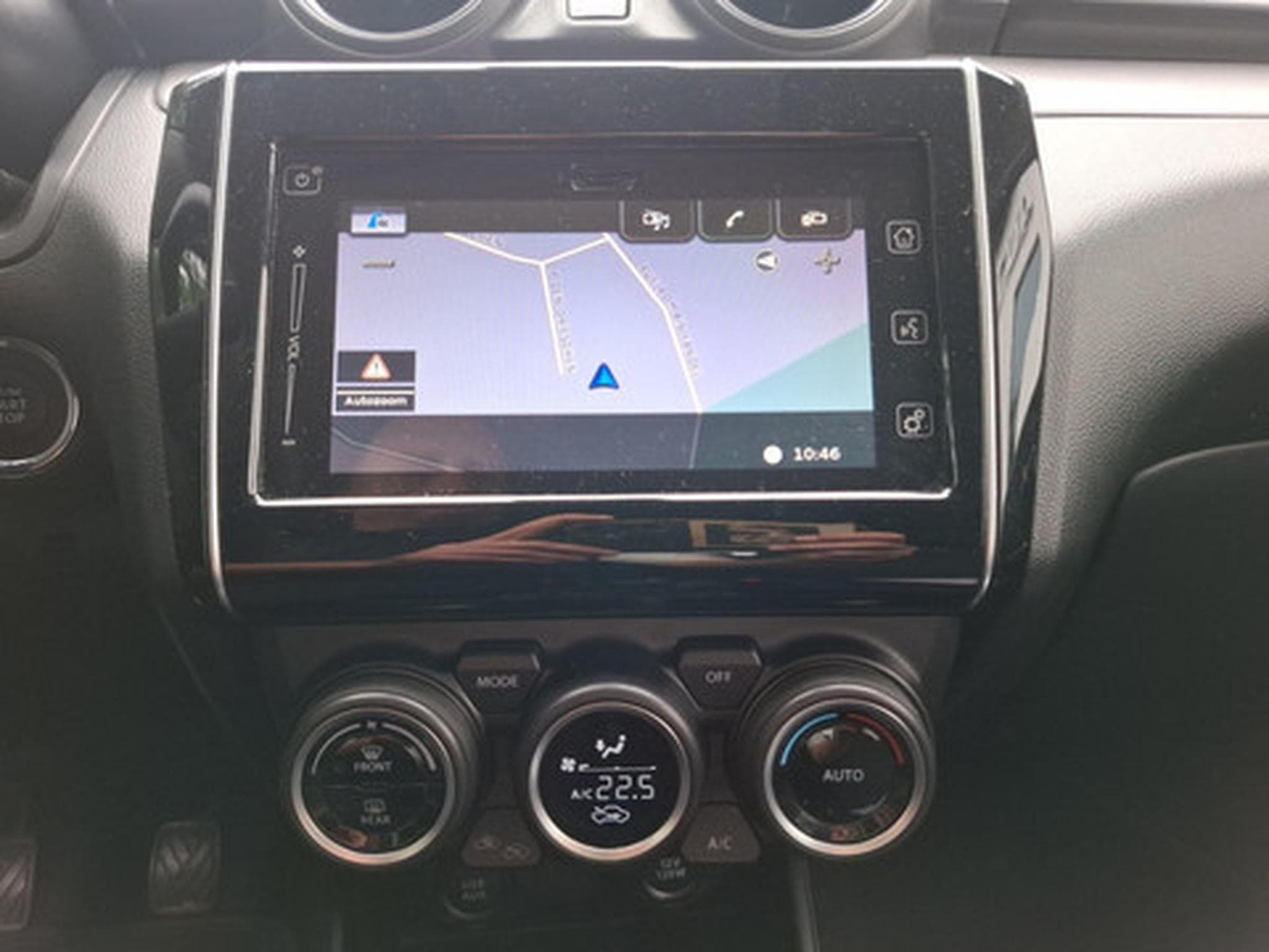 Suzuki Swift 1.2 Grand Luxe Xtra (SHVS) (2023) - Photo 3